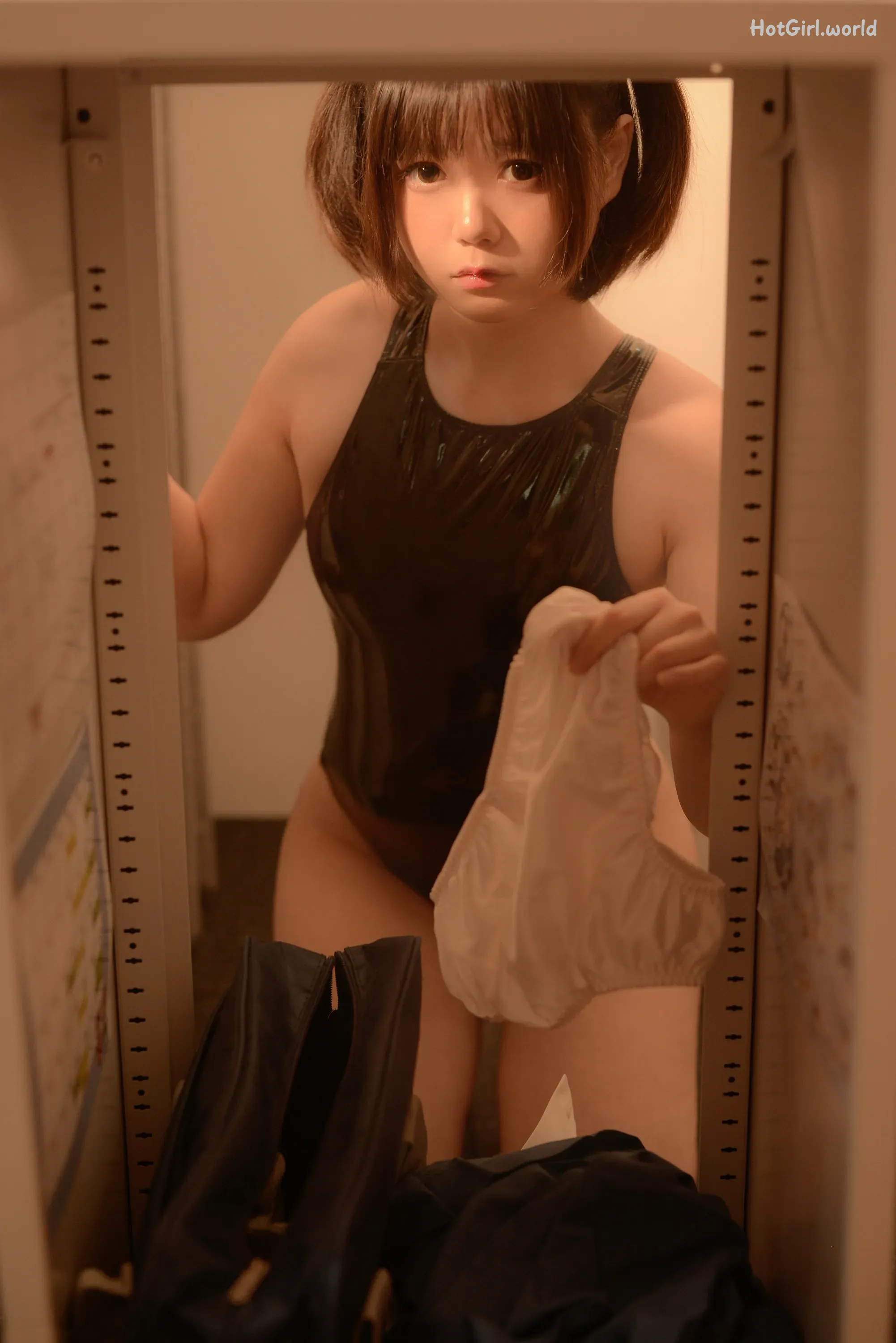 Coser@Nikumikyo (きょう肉肉) - Latex Catsuit Girl ラテックス 動画入り 第14张图