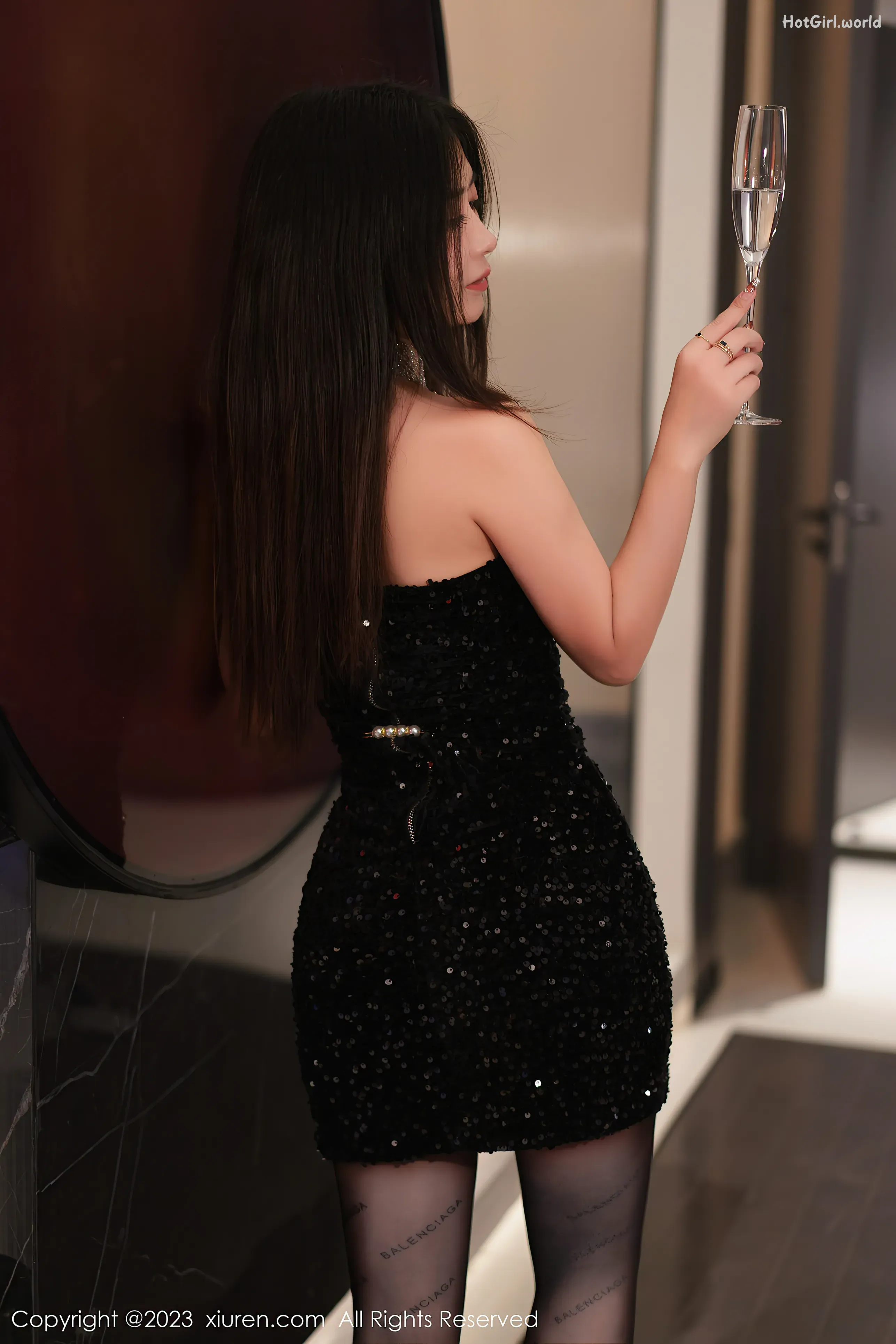 XiuRen-秀人网-No.6244-阿姣-A Jiao-laura 第2张图