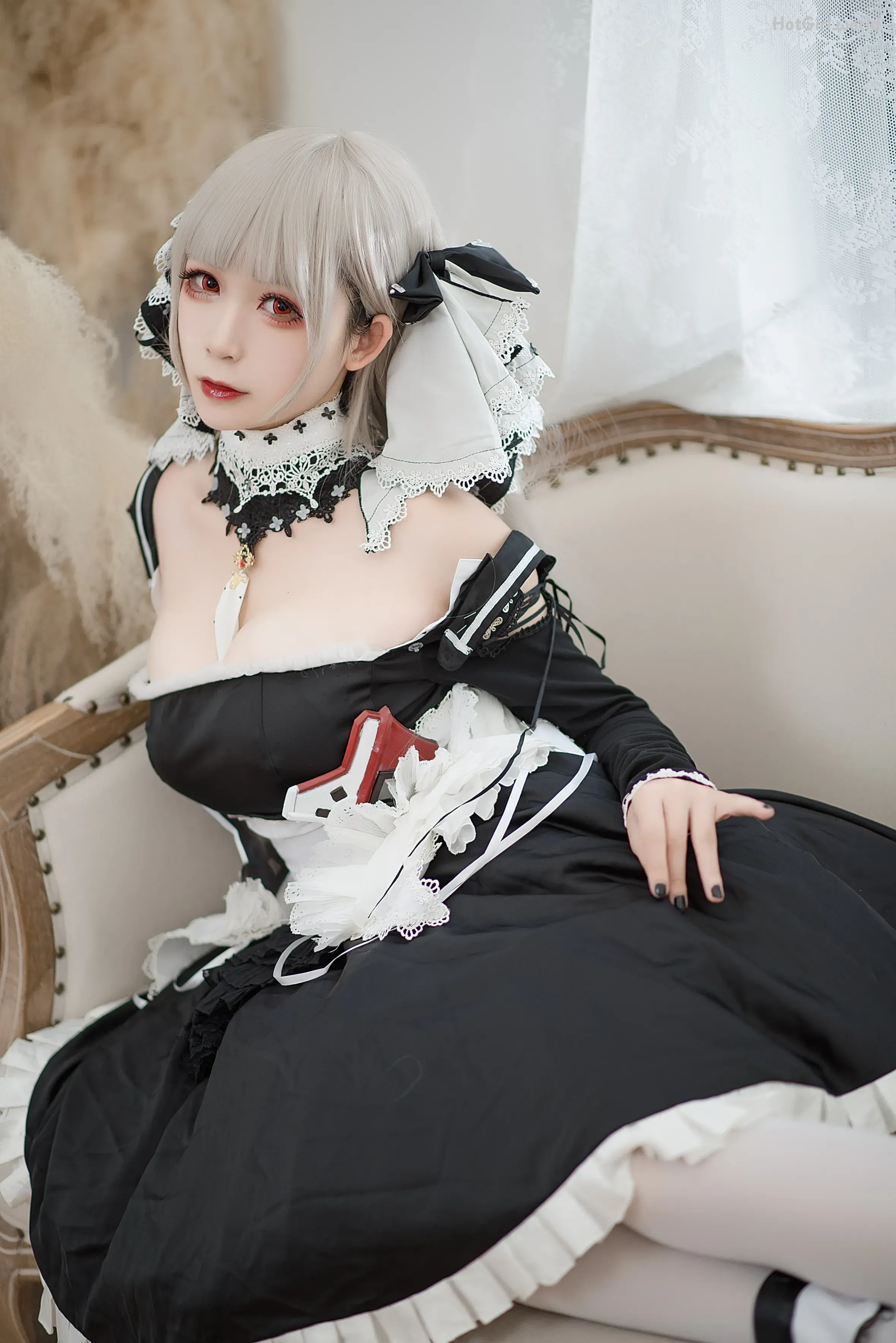 Coser-樱落酱w-可畏 第1张图