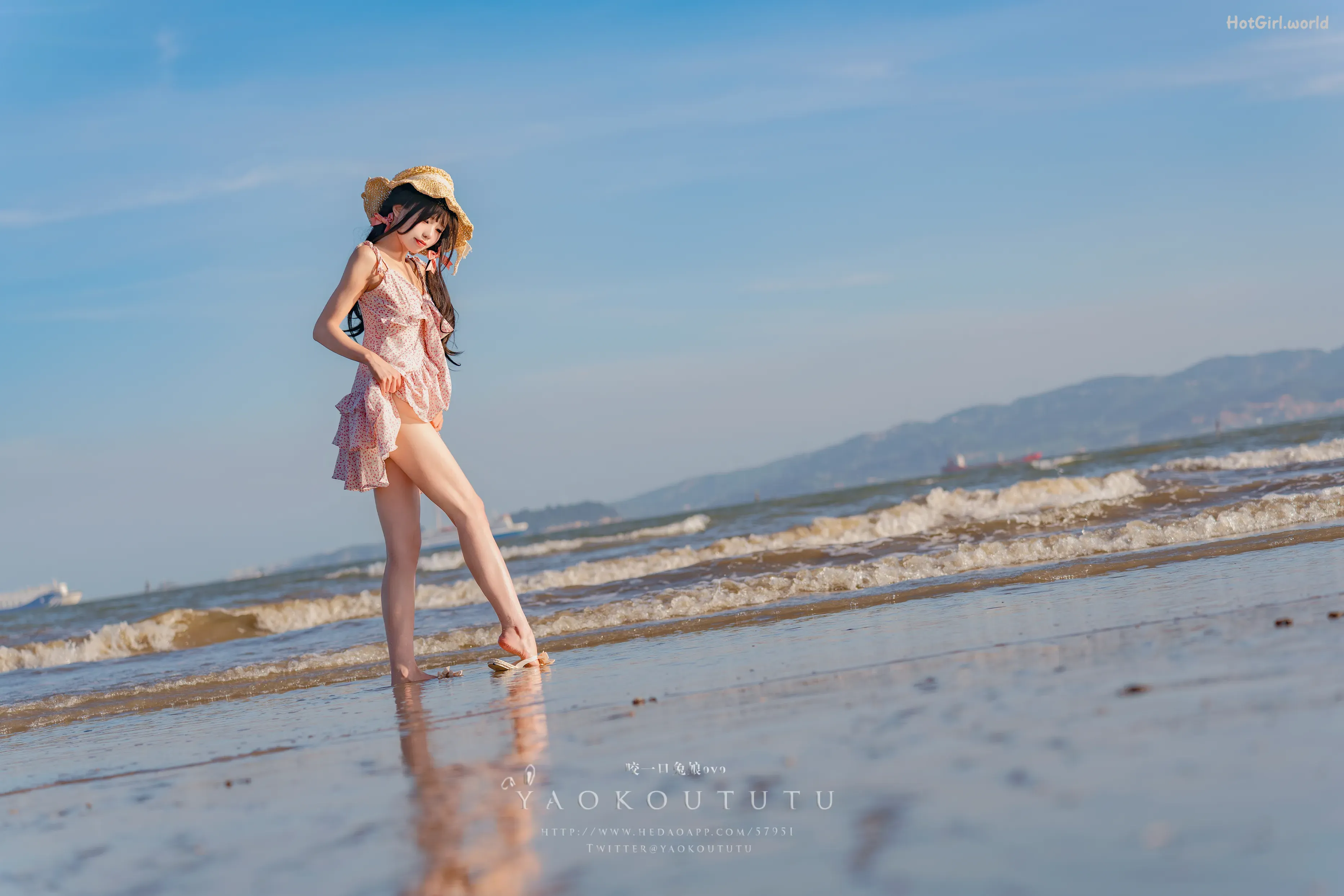 Coser-黏黏团子兔-邻家小妹&日不落 第19张图