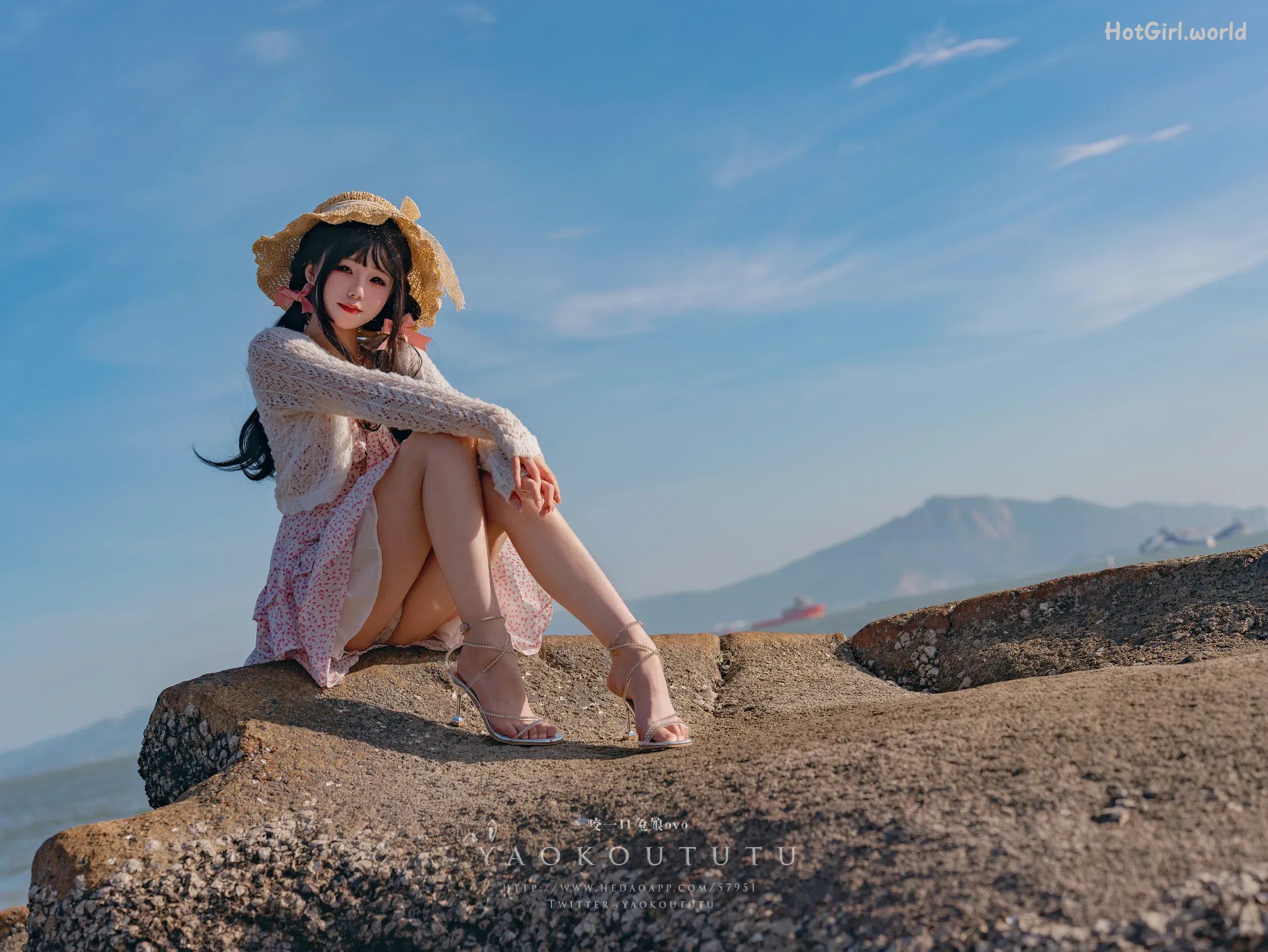 Coser-黏黏团子兔-邻家小妹&日不落 第35张图