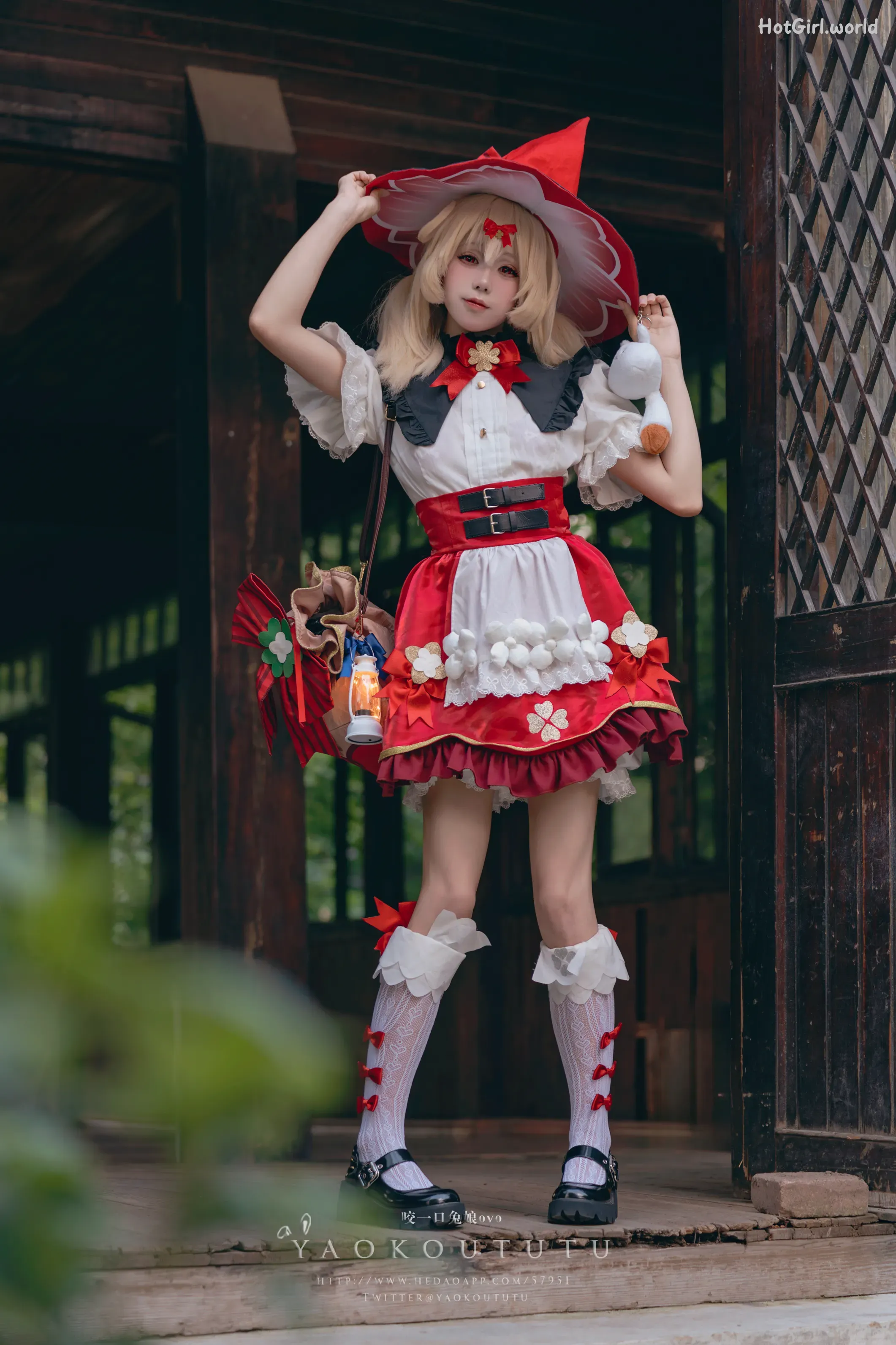 Coser-黏黏团子兔-琪花星烛·可莉 可莉炸鱼舞 第2张图