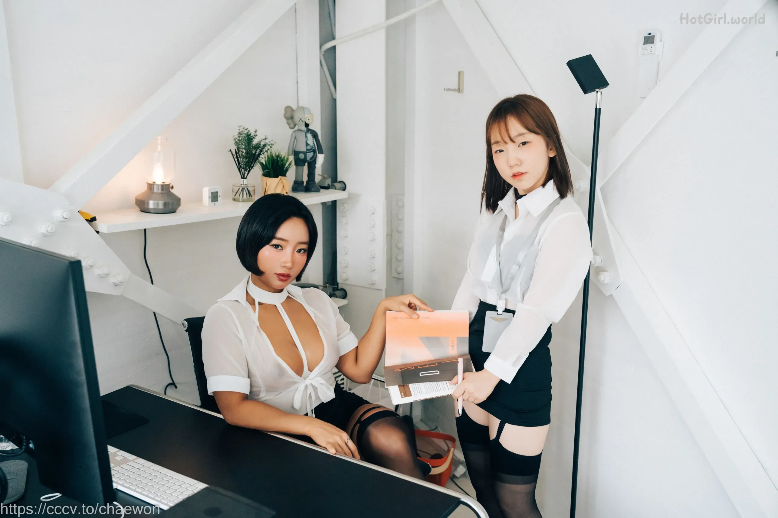 Loozy-Booty Queen-x-Yeri-Office Masters(78 photos + 121 uncensored photos) 第5张图