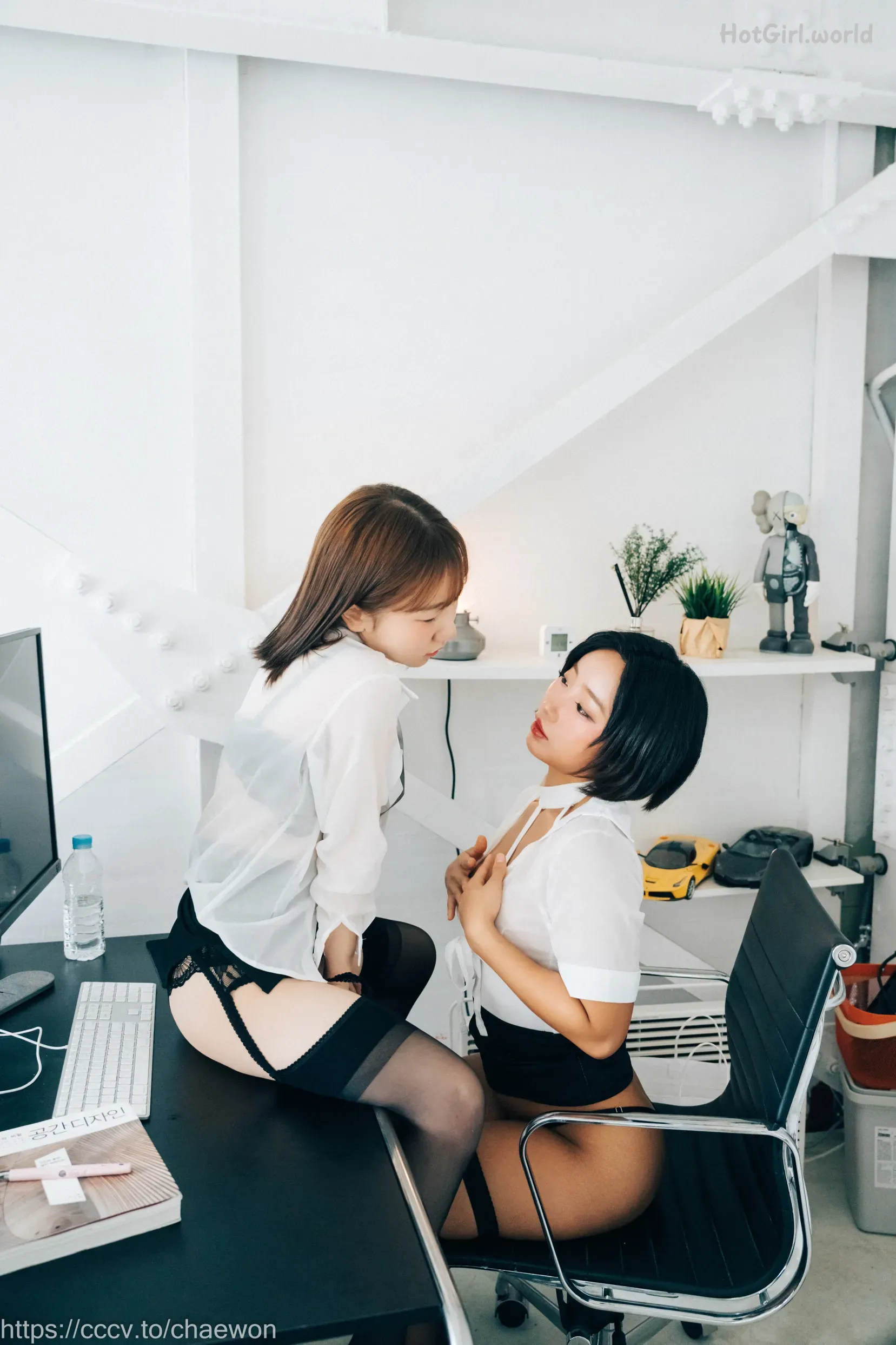 Loozy-Booty Queen-x-Yeri-Office Masters(78 photos + 121 uncensored photos) 第45张图