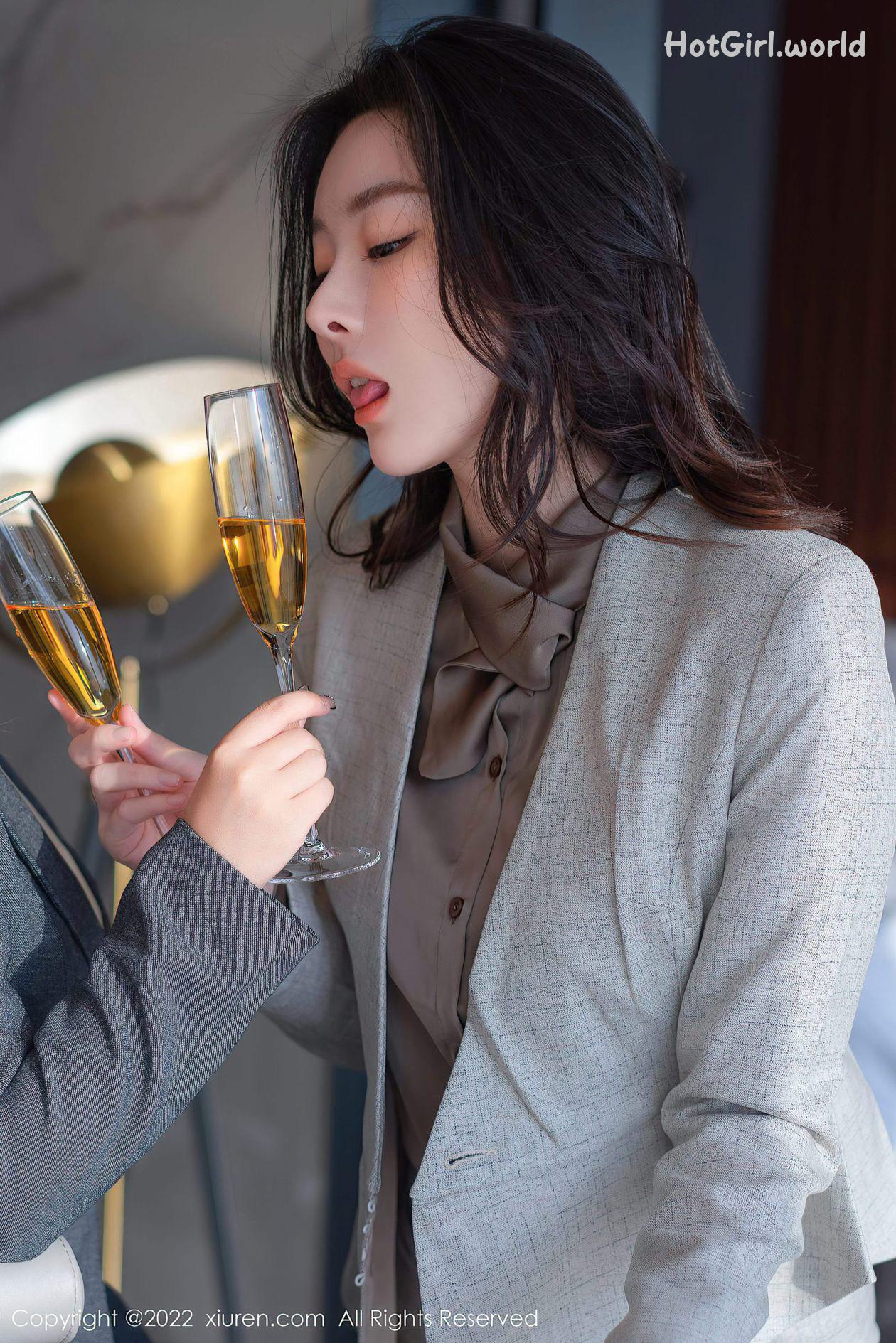 XIUREN No.5524 是小逗逗 & Zhang Si Yun (张思允Nice) 第6张图
