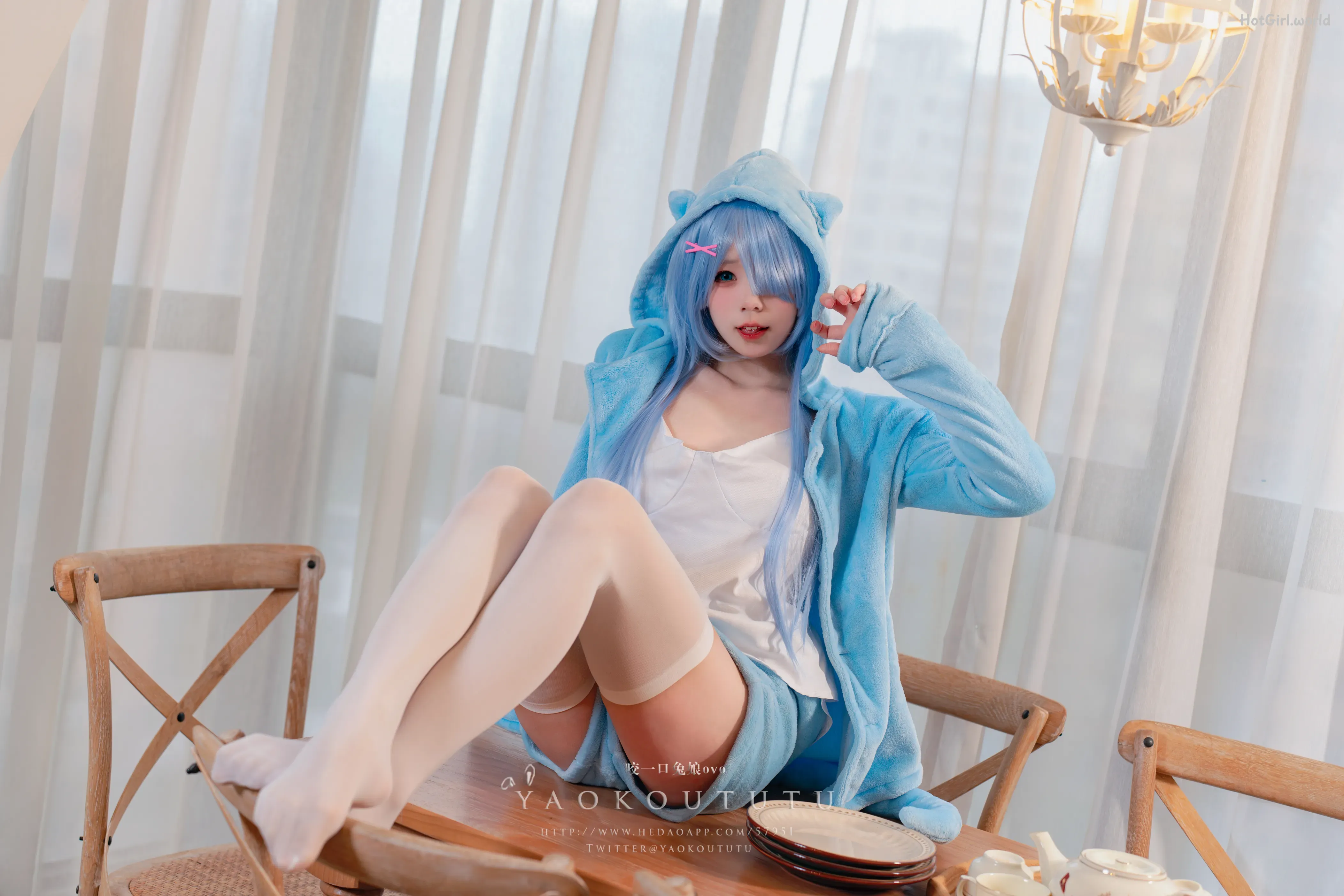 Coser@黏黏团子兔 - 『蕾姆喵喵』&小剧场(50 photos + 1 video) 第7张图