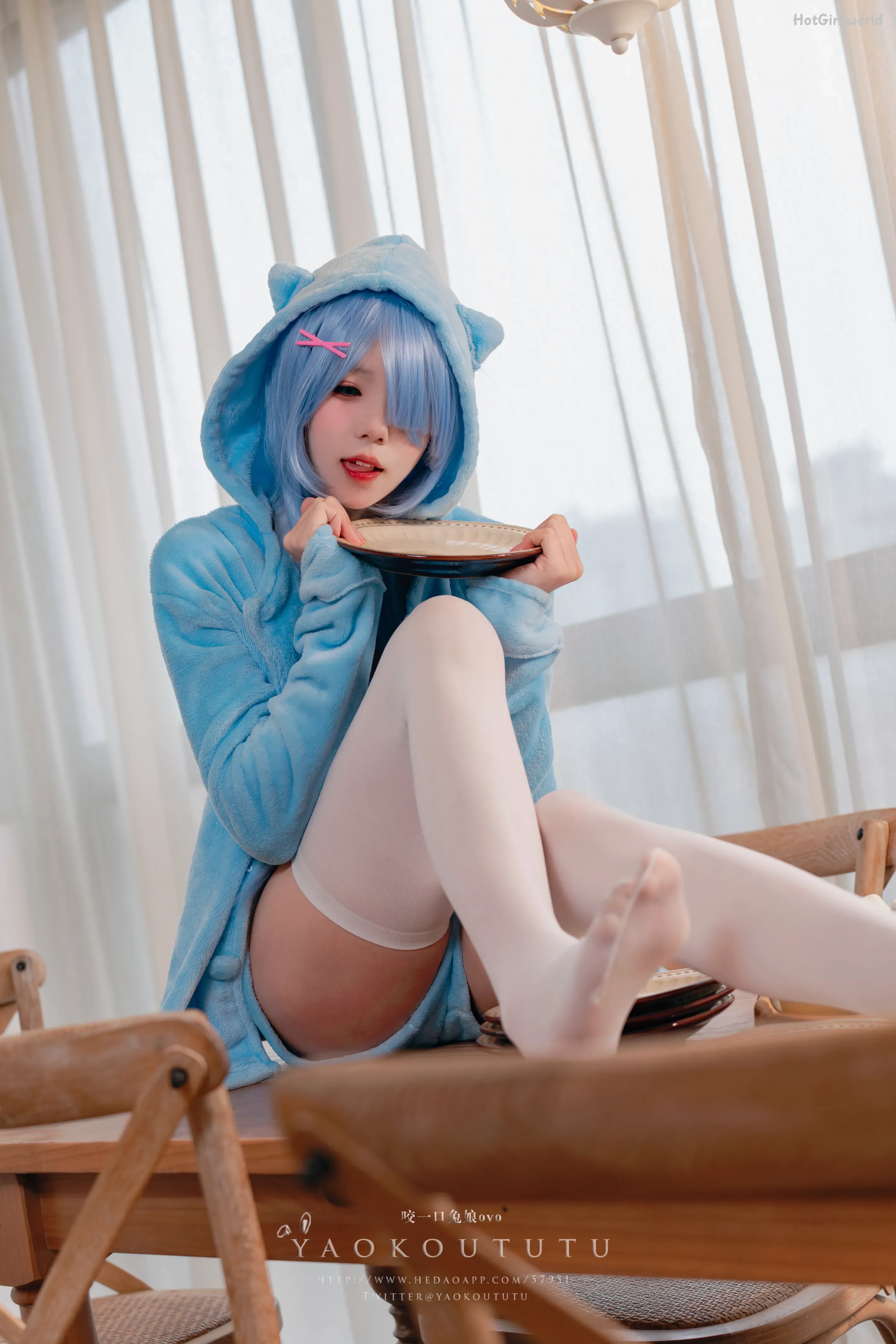 Coser@黏黏团子兔 - 『蕾姆喵喵』&小剧场(50 photos + 1 video) 第13张图