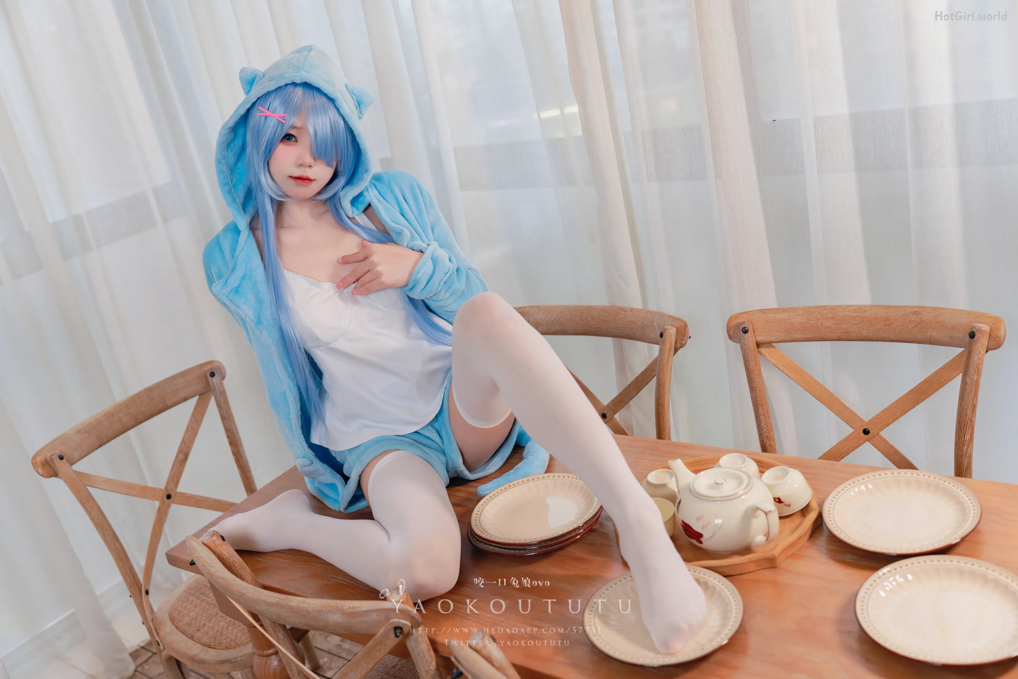 Coser@黏黏团子兔 - 『蕾姆喵喵』&小剧场(50 photos + 1 video) 第14张图