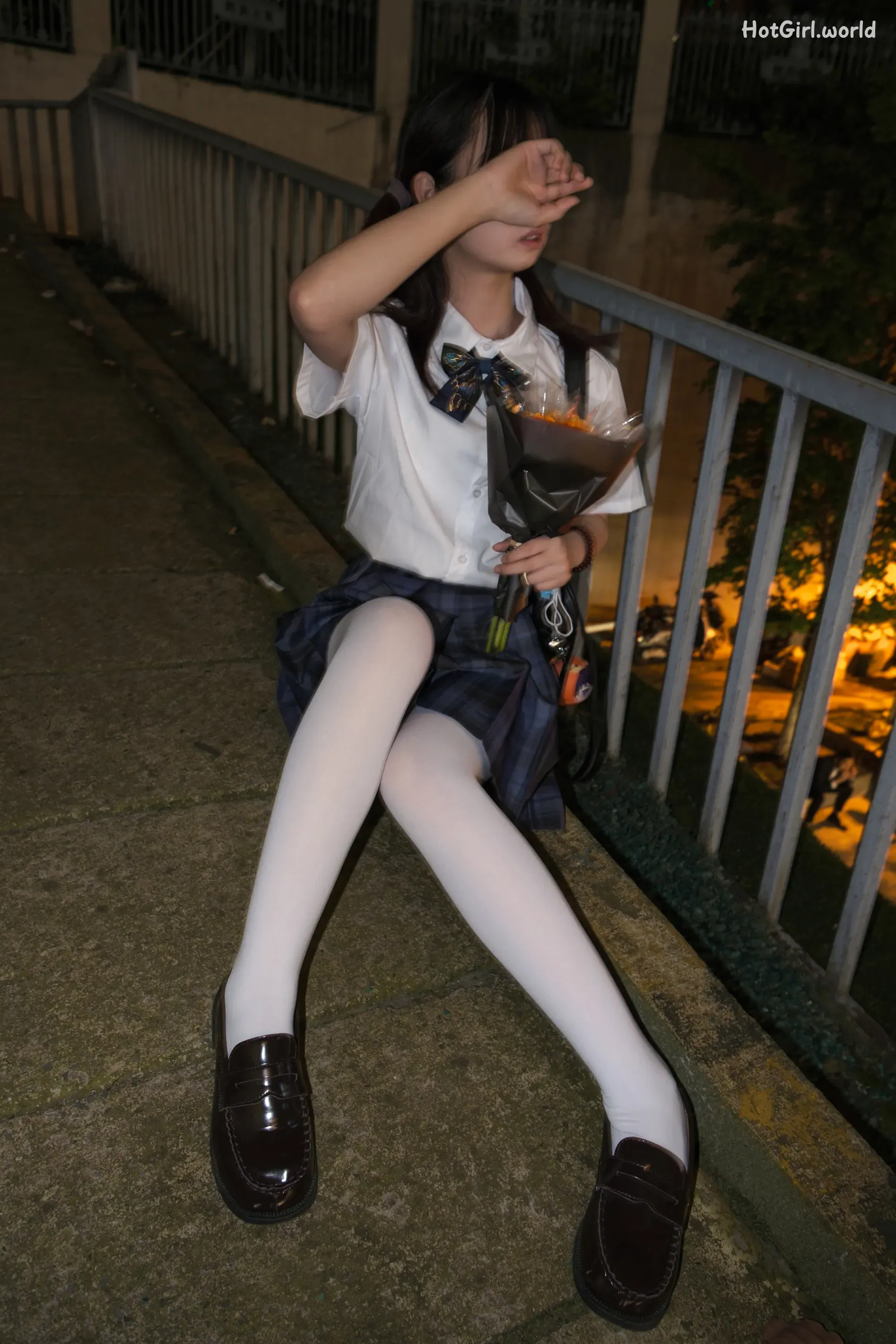 森萝财团写真-月下002-小夜-真空白丝 80D 户外 第100张图