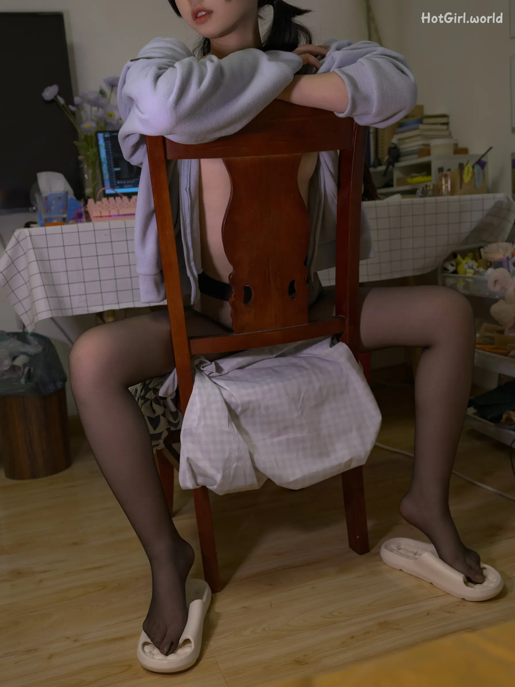 森萝财团写真-月下007-小夜-黑丝 10D 超薄 3-3(13 photos + 1 video) 第7张图