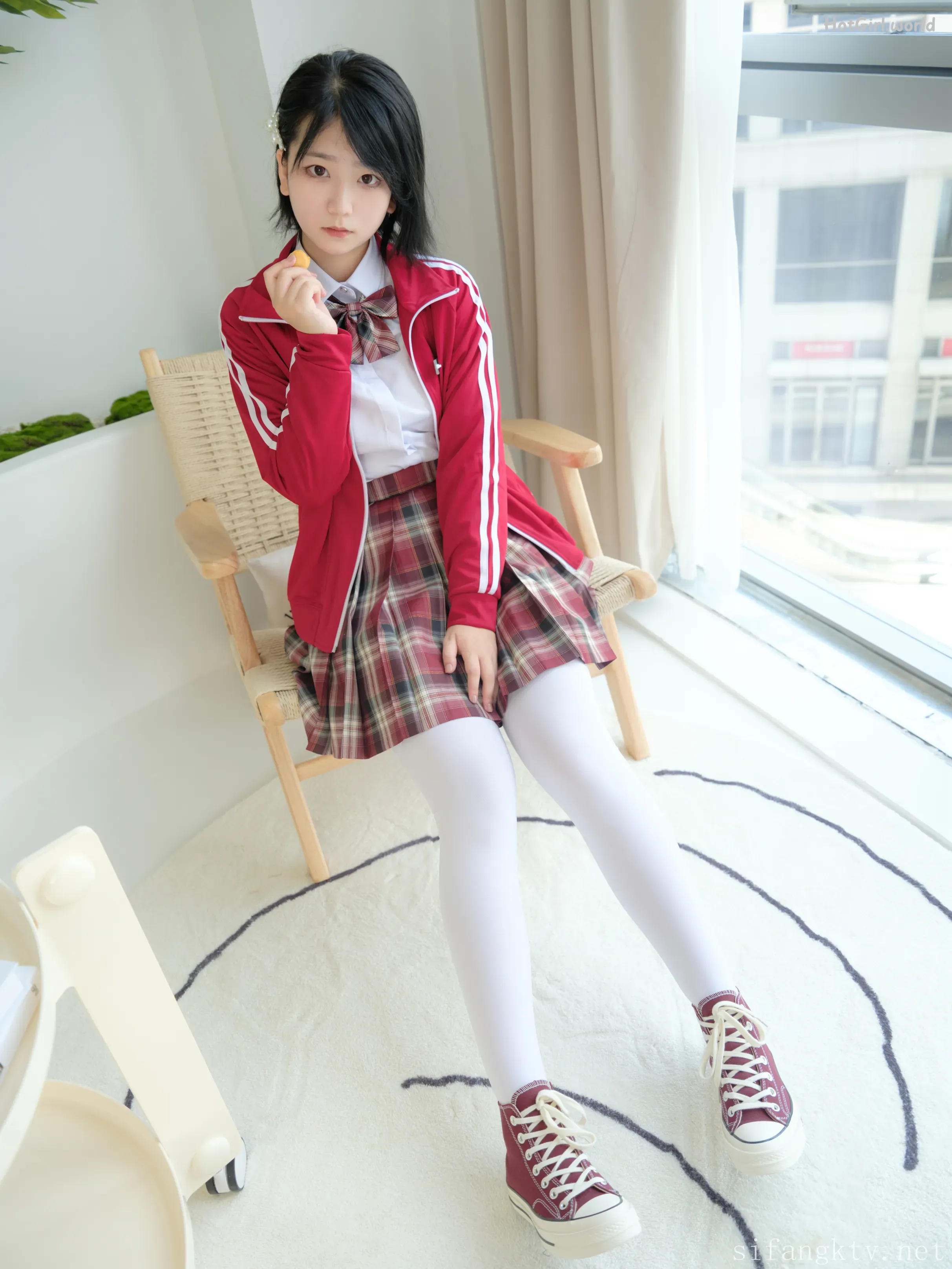 素人渔夫-R18-林书辞-JK服清纯美少女嫩妹-小枫(30 photos + 86 uncensored photos) 第1张图