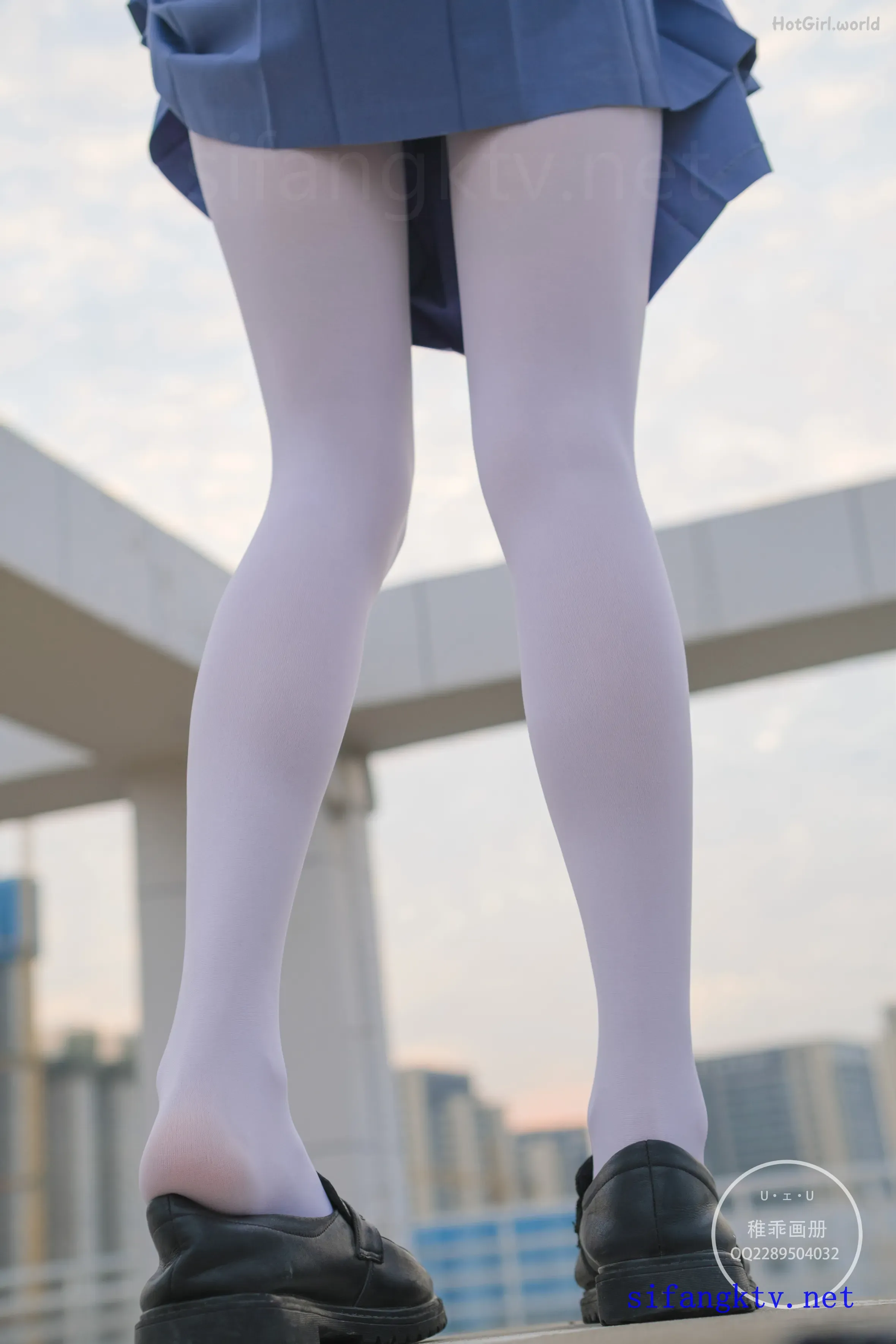 Coser-稚乖画册-R18-赤西夜夜-万元定制合集(197 photos + 42 uncensored photos) 第5张图