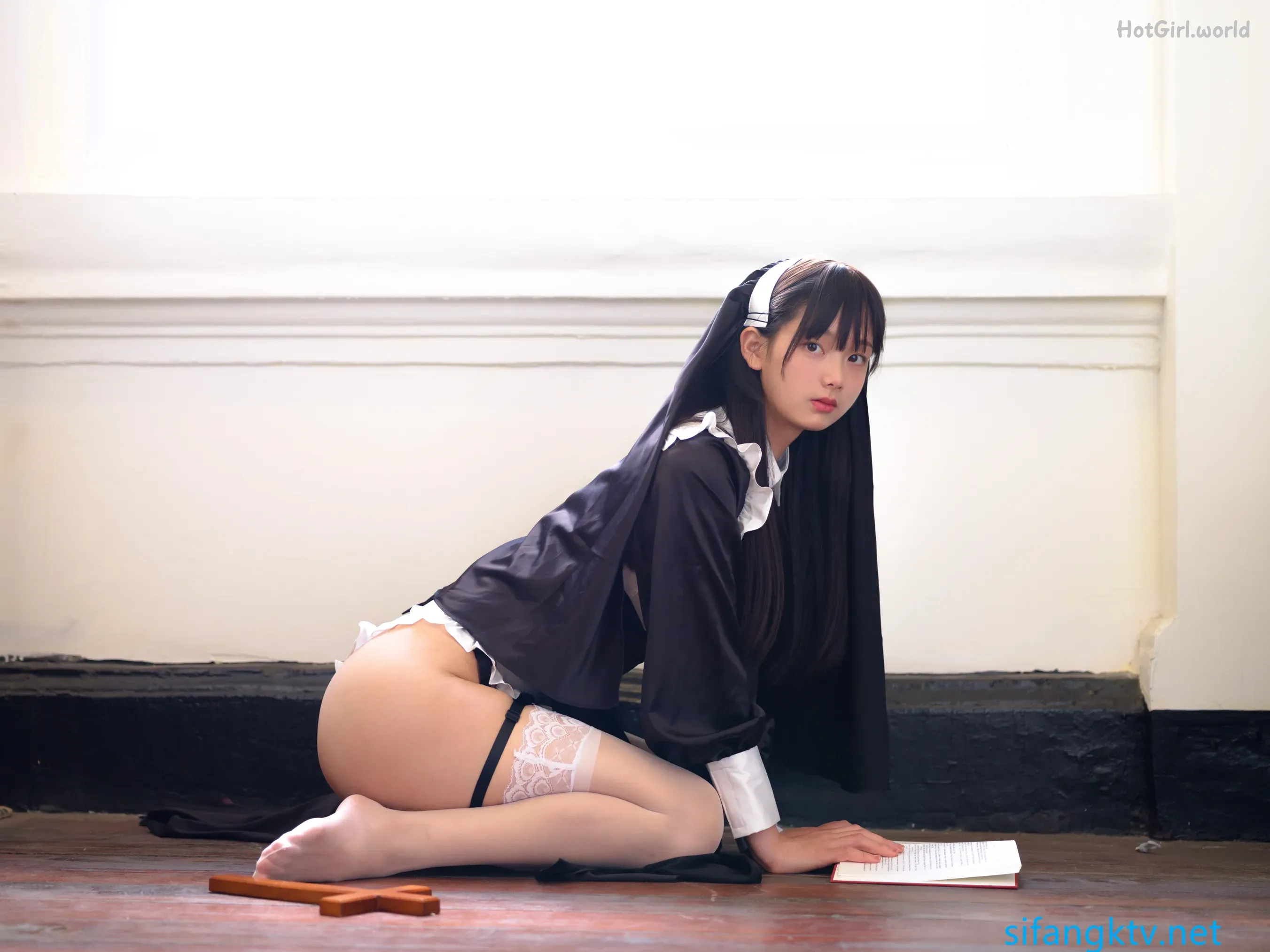 Coser-稚乖画册-R18-赤西夜夜-万元定制合集(197 photos + 42 uncensored photos) 第81张图