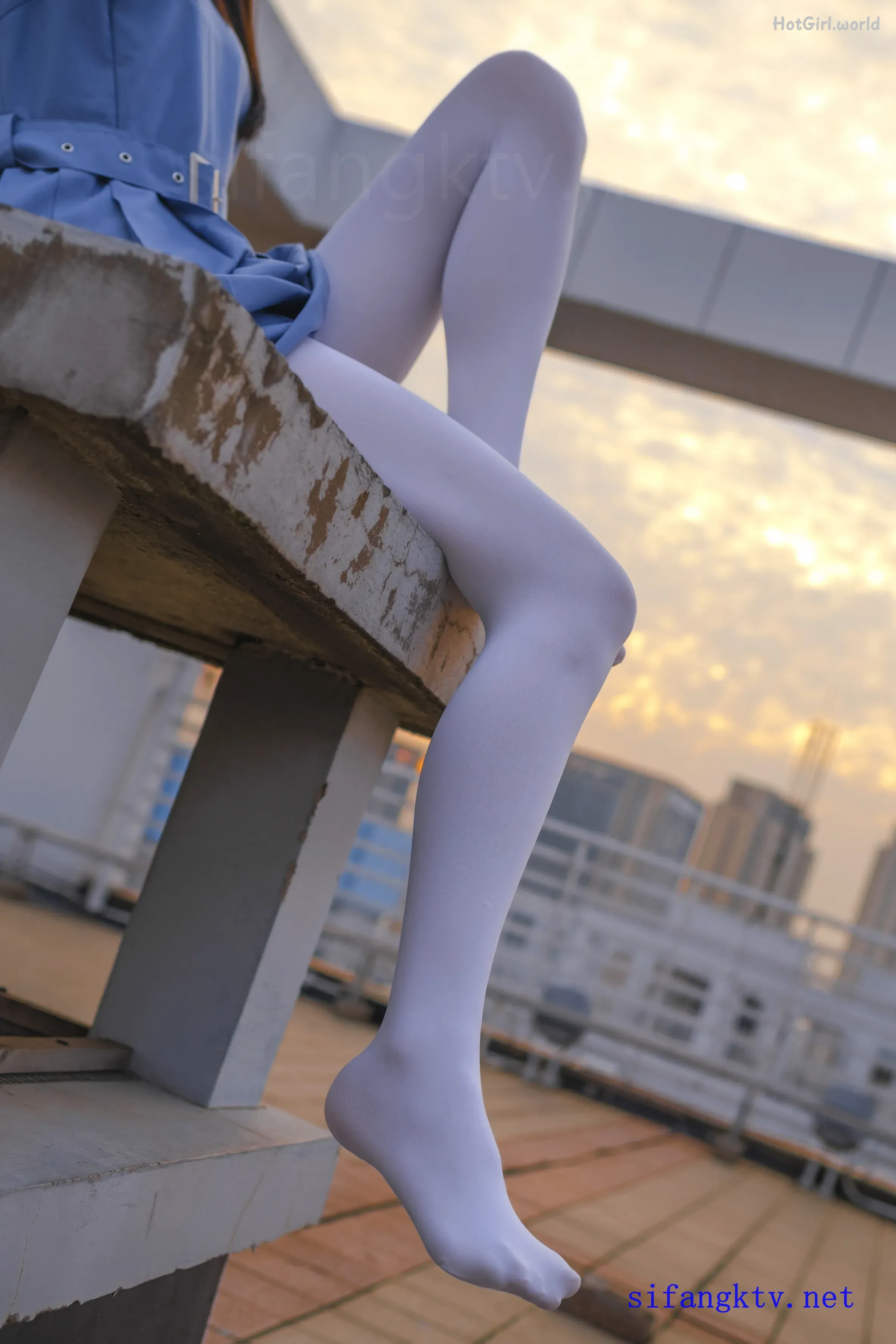 Coser-稚乖画册-R18-赤西夜夜-万元定制合集(197 photos + 42 uncensored photos) 第238张图