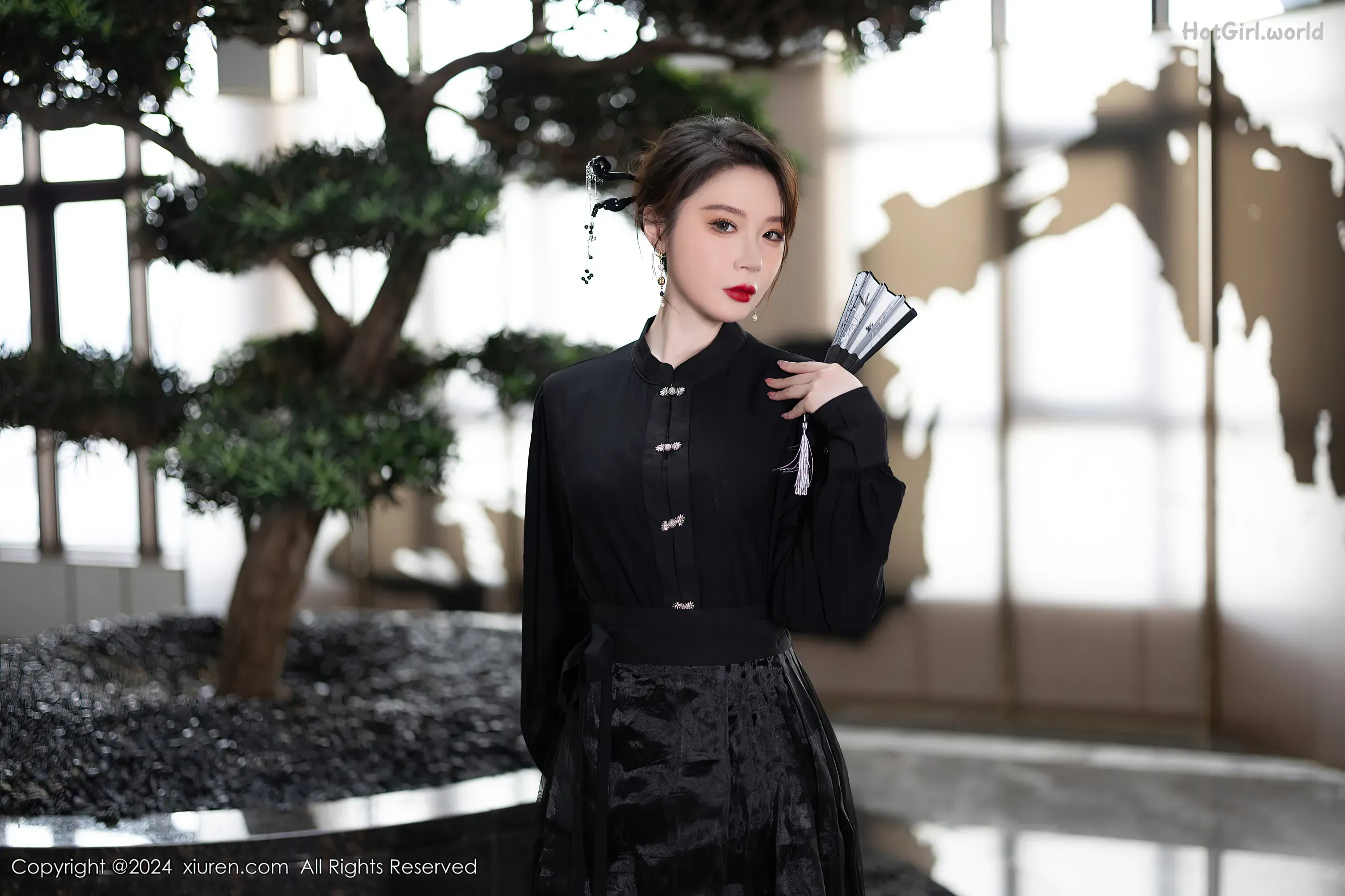 XiuRen-秀人网-No.8465-梦心玥-Meng Xin Yue 第2张图