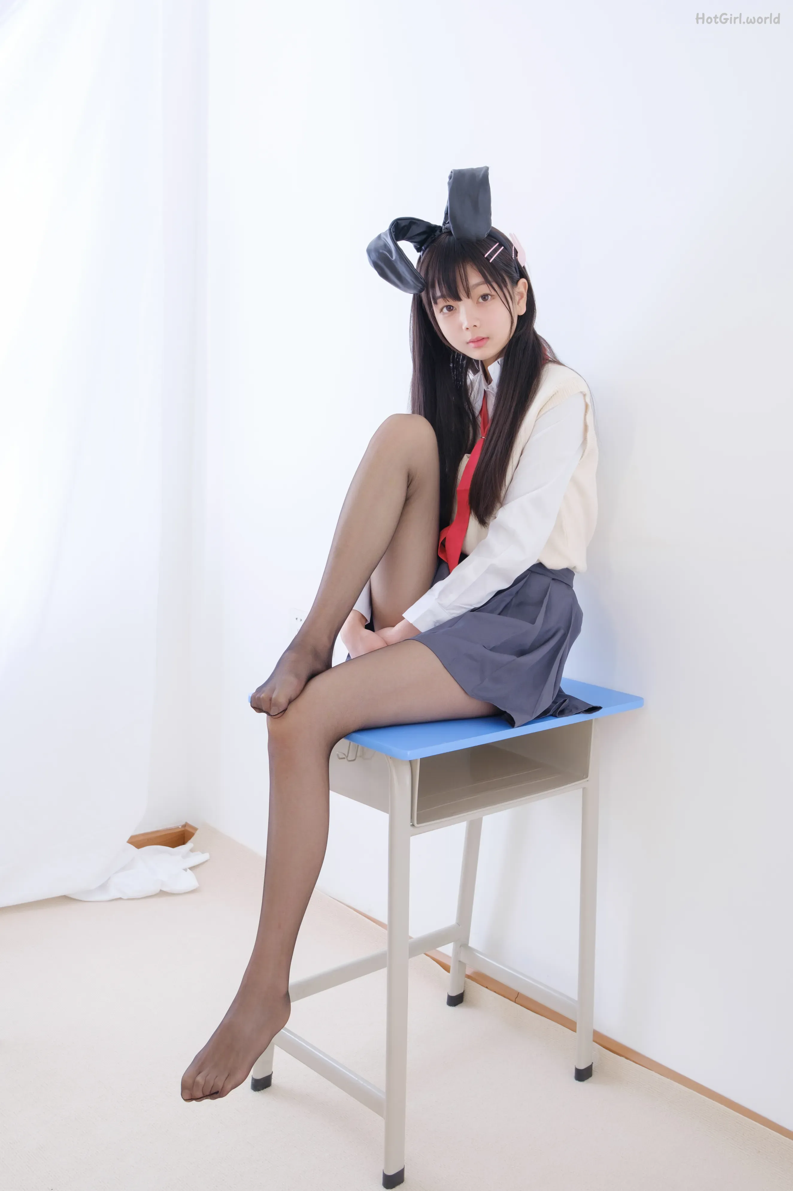 紧急企划-Coser-稚乖画册-R18-赤西夜夜-麻衣学姐(70 photos + 17 uncensored photos) 第38张图