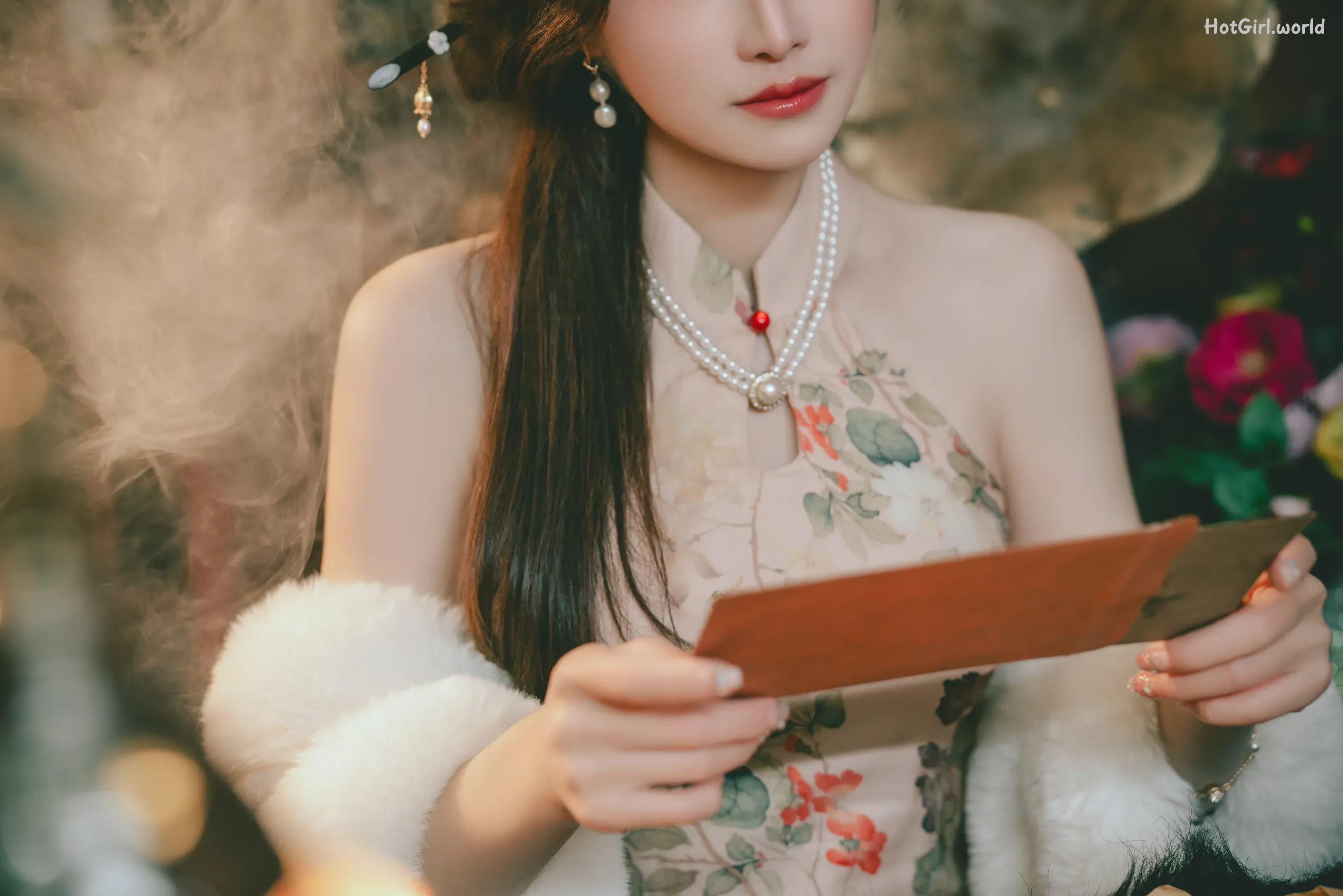 Coser-鹿八岁-特工的堕落-前篇 第4张图