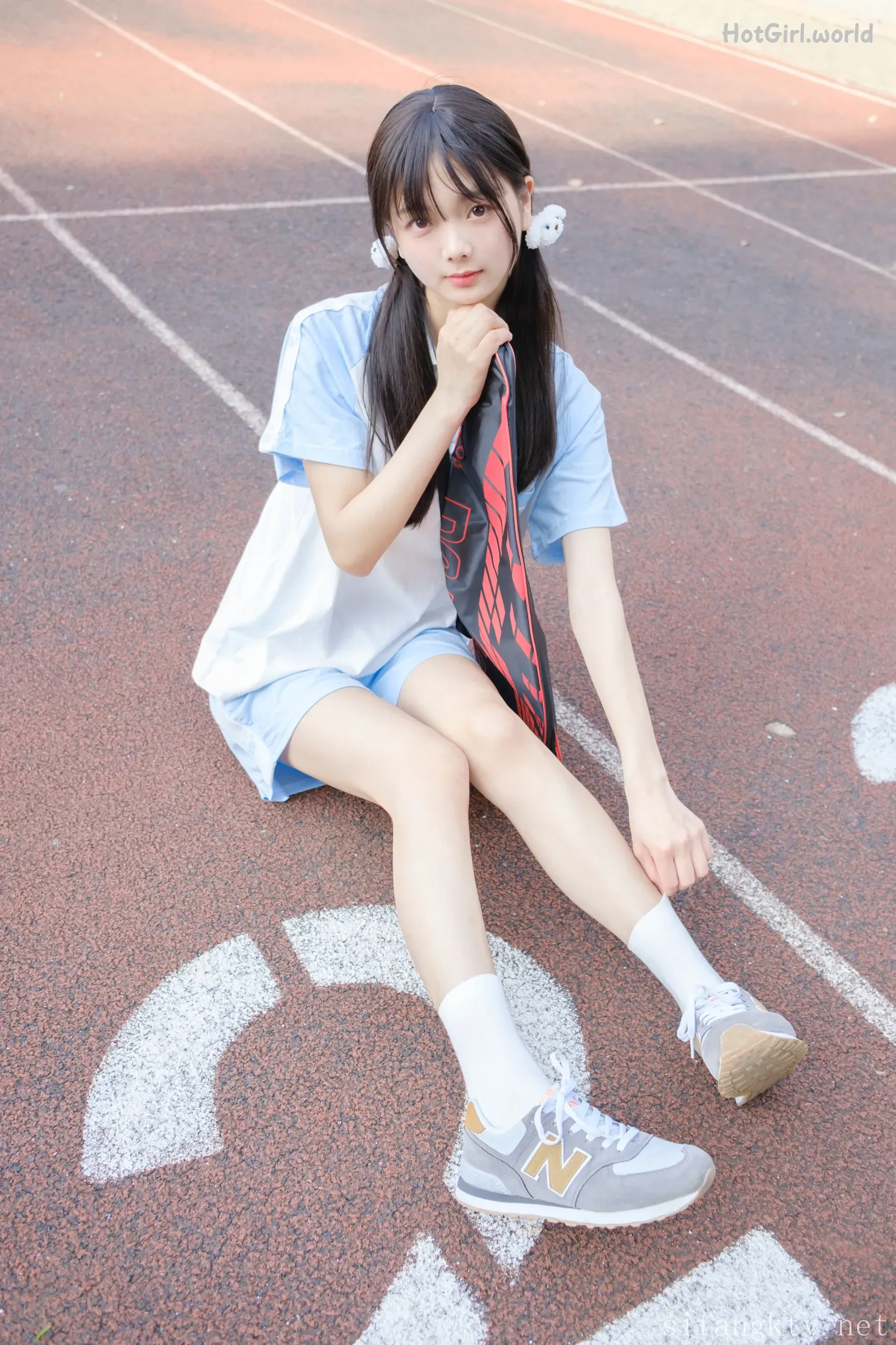 Coser-稚乖画册-美少女清纯与风骚并存(53 photos + 10 uncensored photos) 第62张图