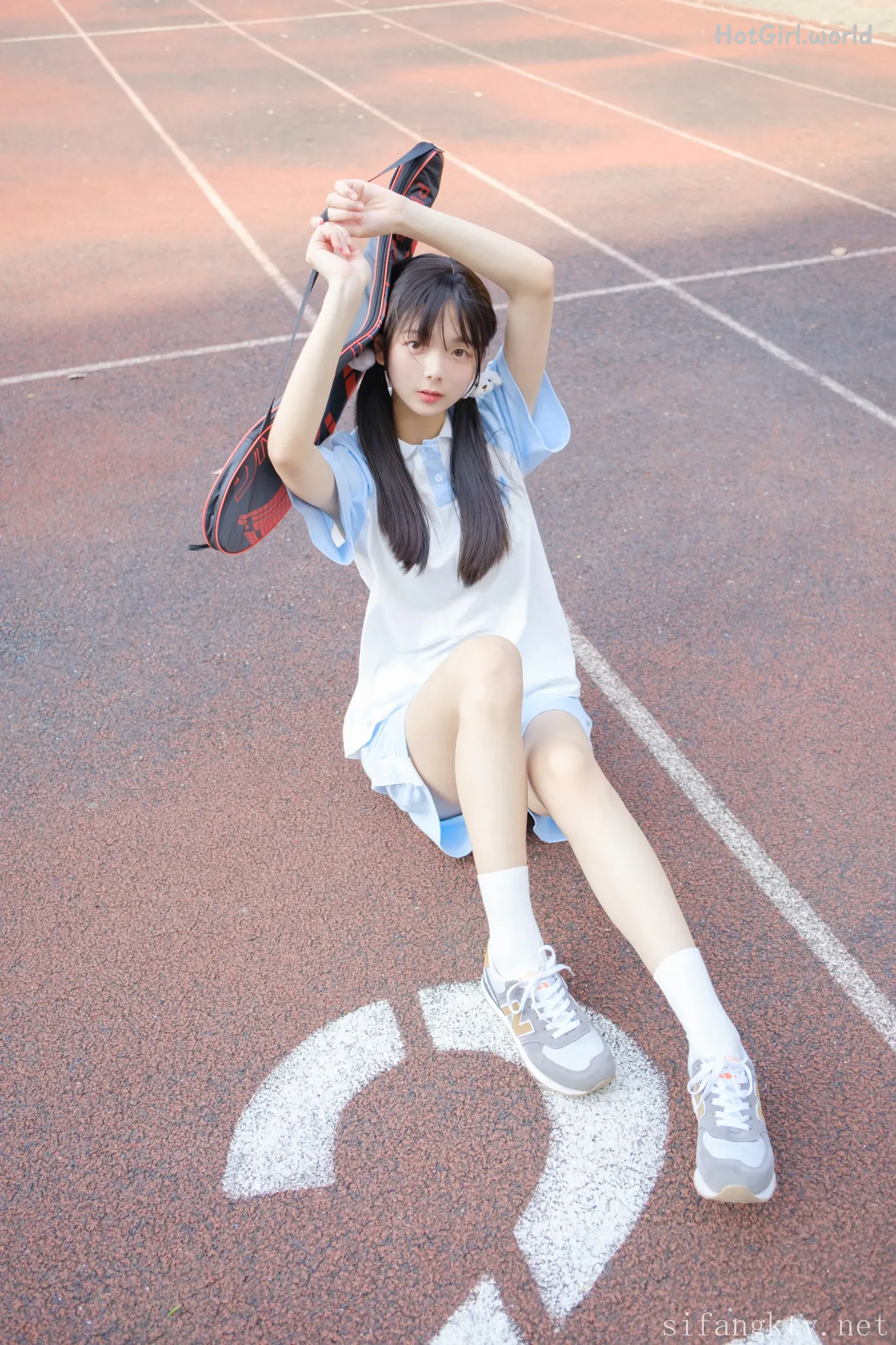 Coser-稚乖画册-美少女清纯与风骚并存(53 photos + 10 uncensored photos) 第63张图
