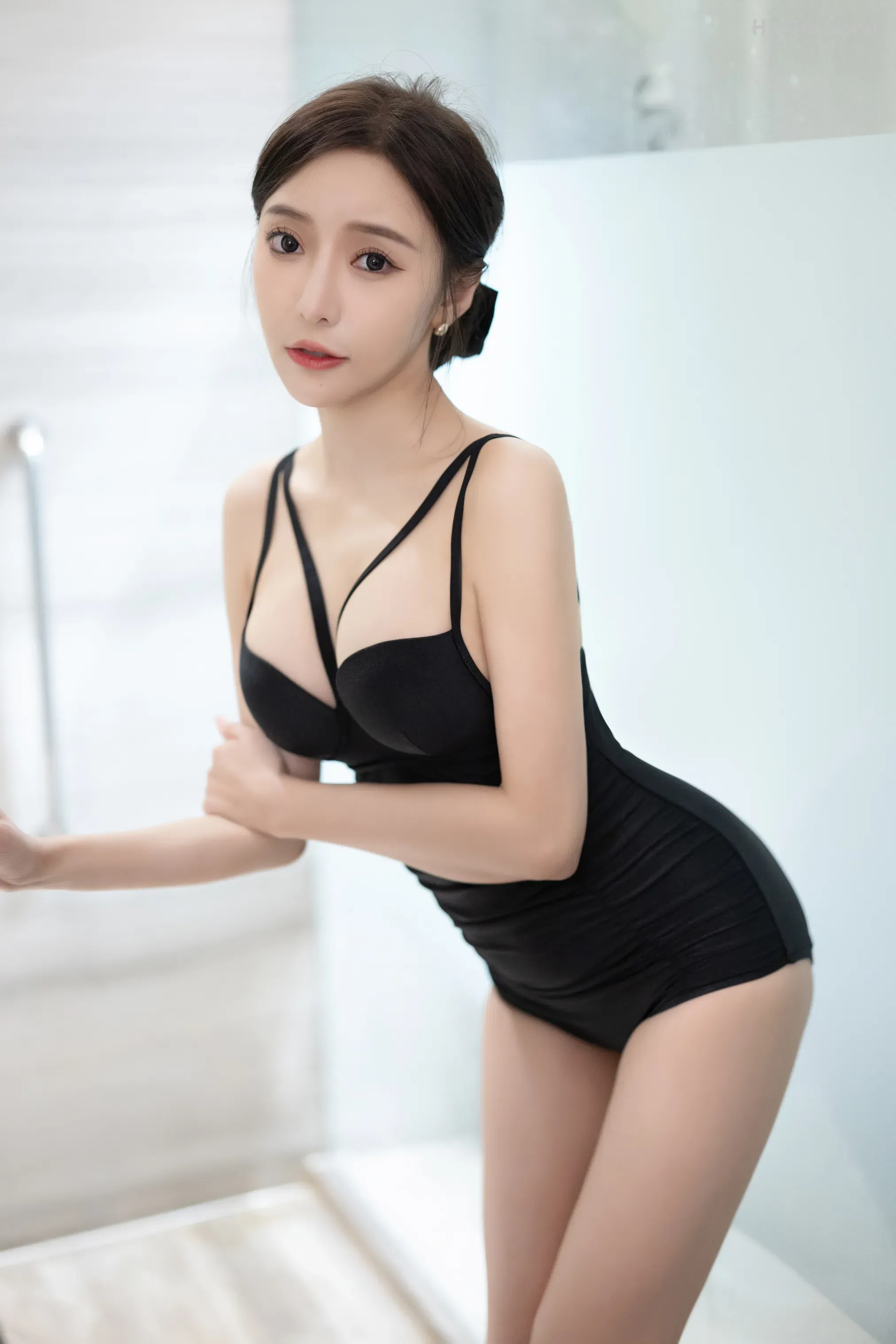 Wang Xin Yao-王馨瑶-Vol.007 内购无水印 199钓鱼黑色冲浪泳衣 第1张图