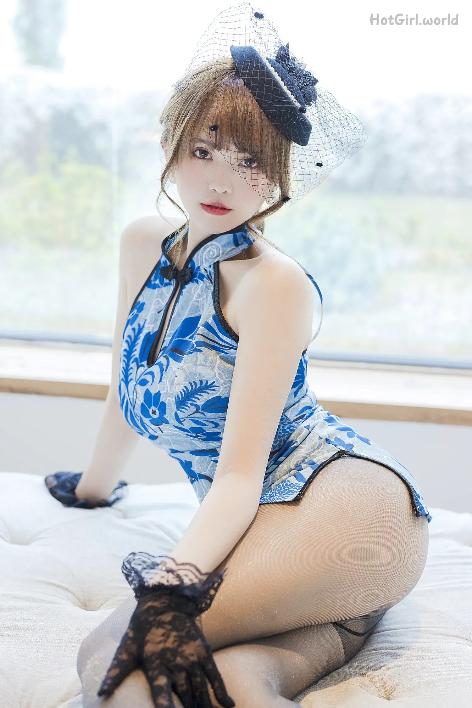 Zhang Si Yun-Nice-张思允-Nice-Vol.011-内购无水印-青瓷旗袍 第1张图