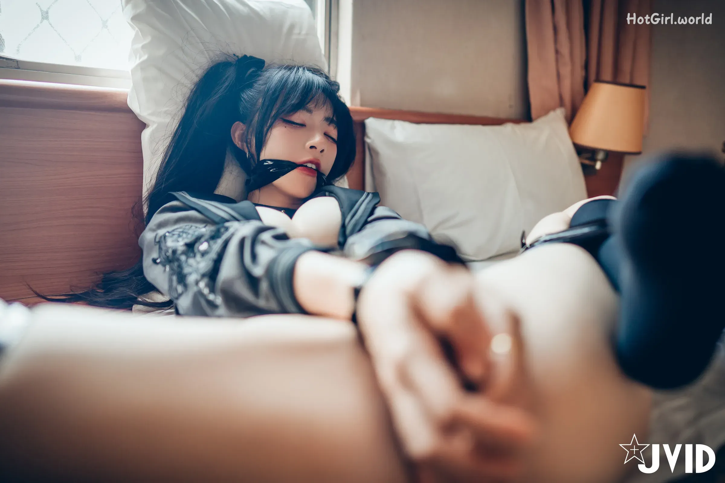 JVID-Piao-飘-The School Beauty Is Also The Eldest Sister 第2张图