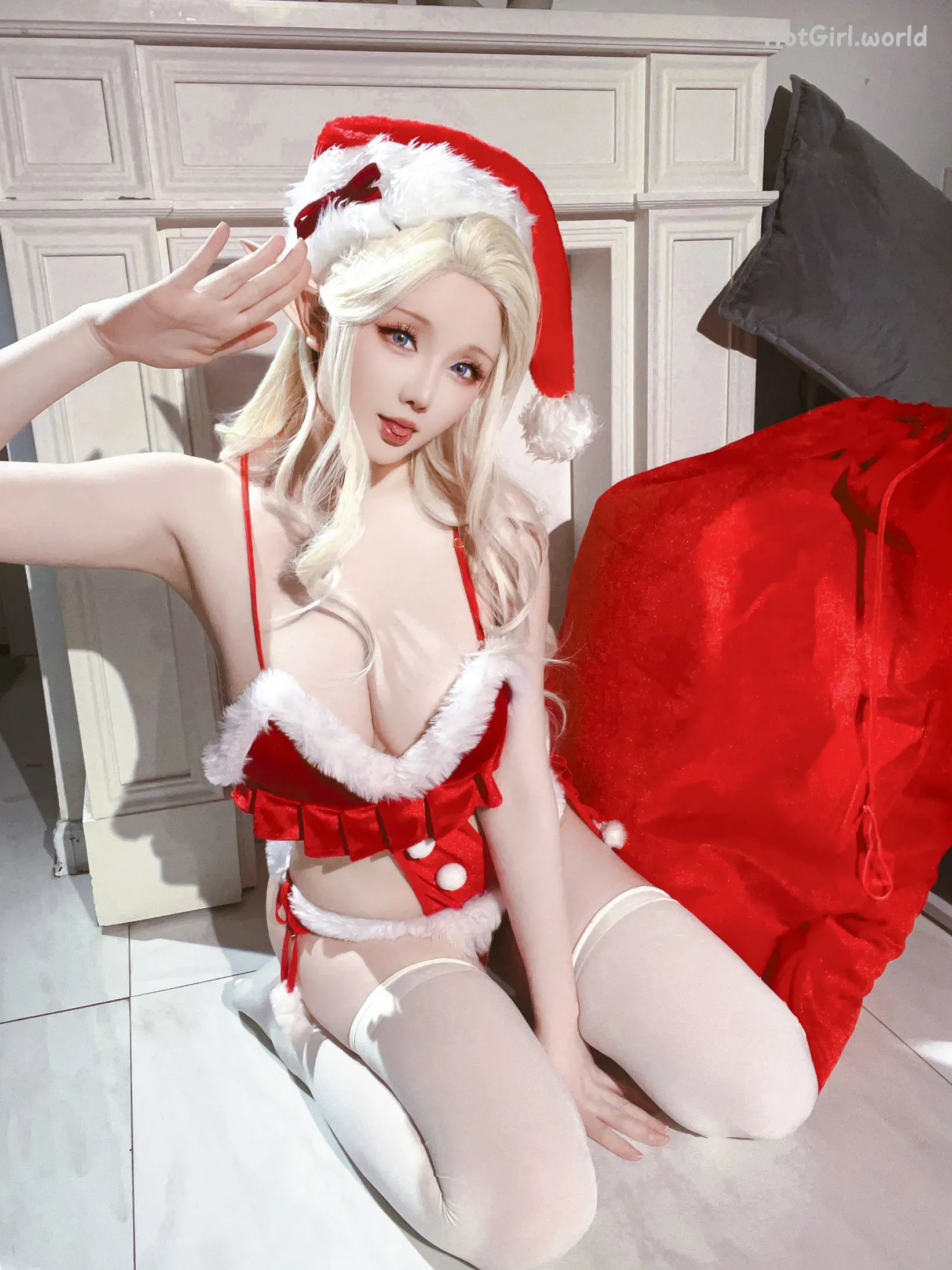 Coser-星之迟迟Hoshilily-圣诞精灵篇B-圣诞老人 第5张图