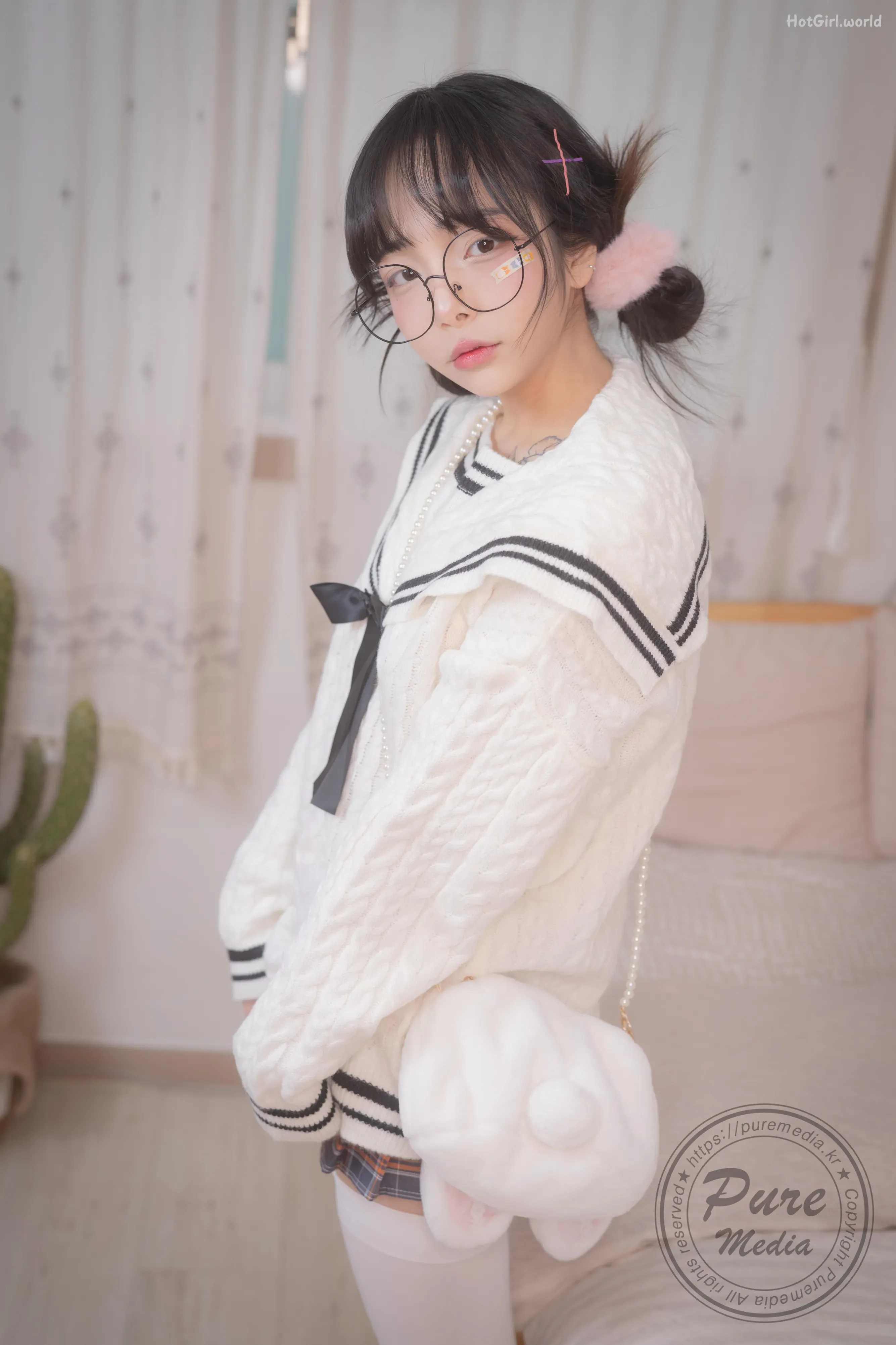 Pure Media-Vol.276-Jelly-젤리-Girl Trapped in a Rooftop Room(110 photos + 29 uncensored photos) 第1张图