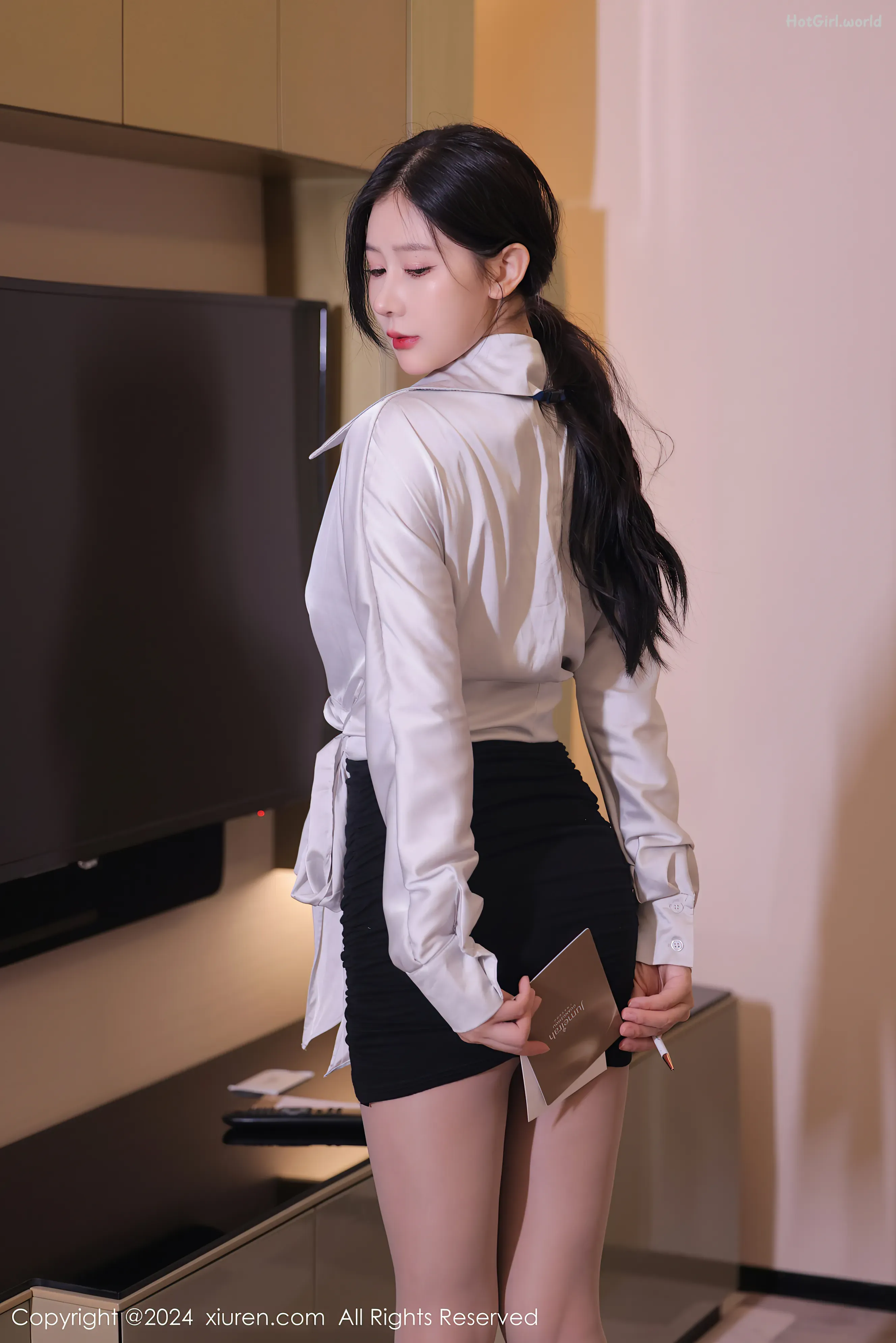 XiuRen-秀人网-No.7926-尹甜甜-Yin Tian Tian 第4张图