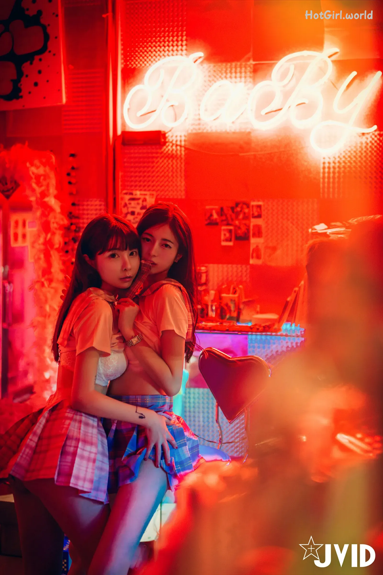 JVID-Chen Chen-辰辰-And-Tai Ni-胎尼-檳榔西施情色妄想 第95张图