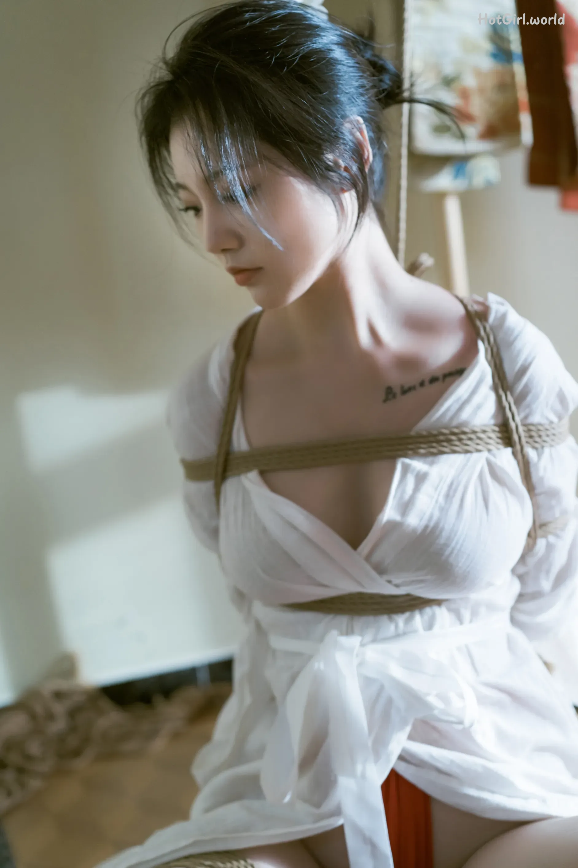 Coser-桃良阿宅-紧缚 第27张图