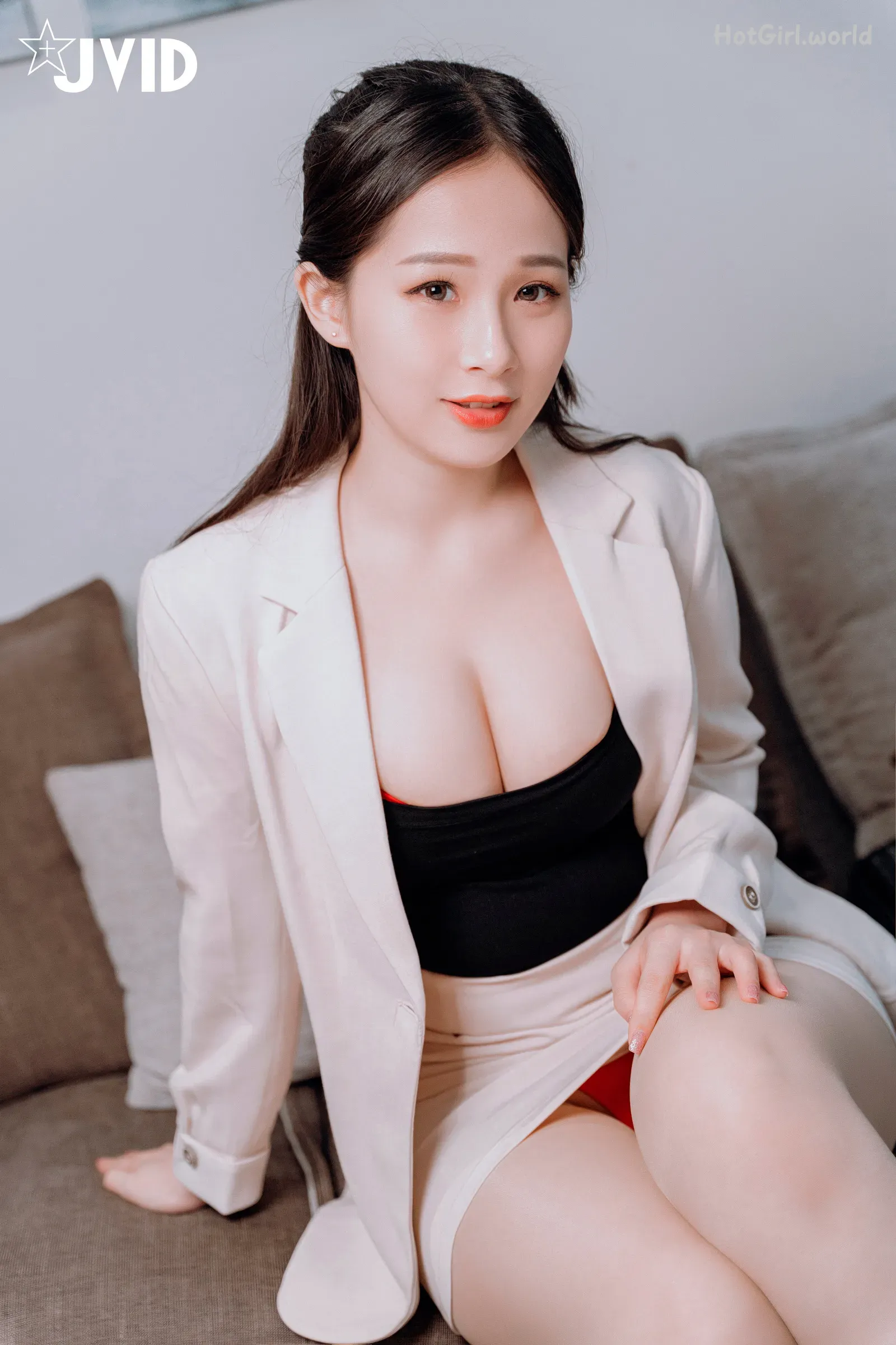 JVID-婕咪-Juice-飛機杯到府推銷員 第10张图