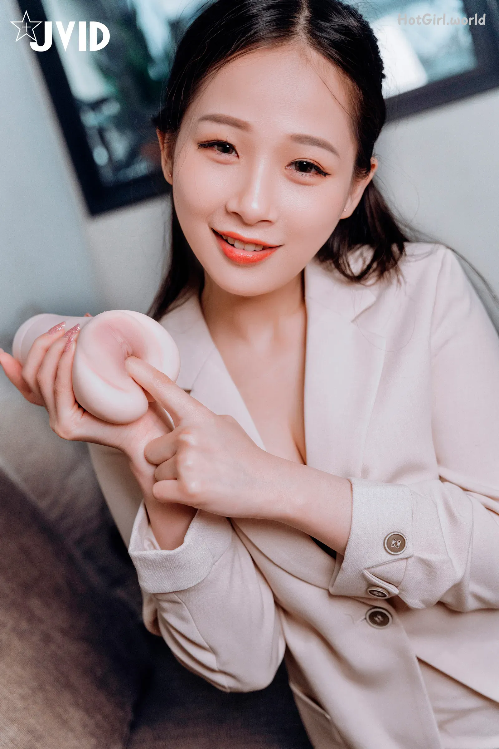 JVID-婕咪-Juice-飛機杯到府推銷員 第26张图