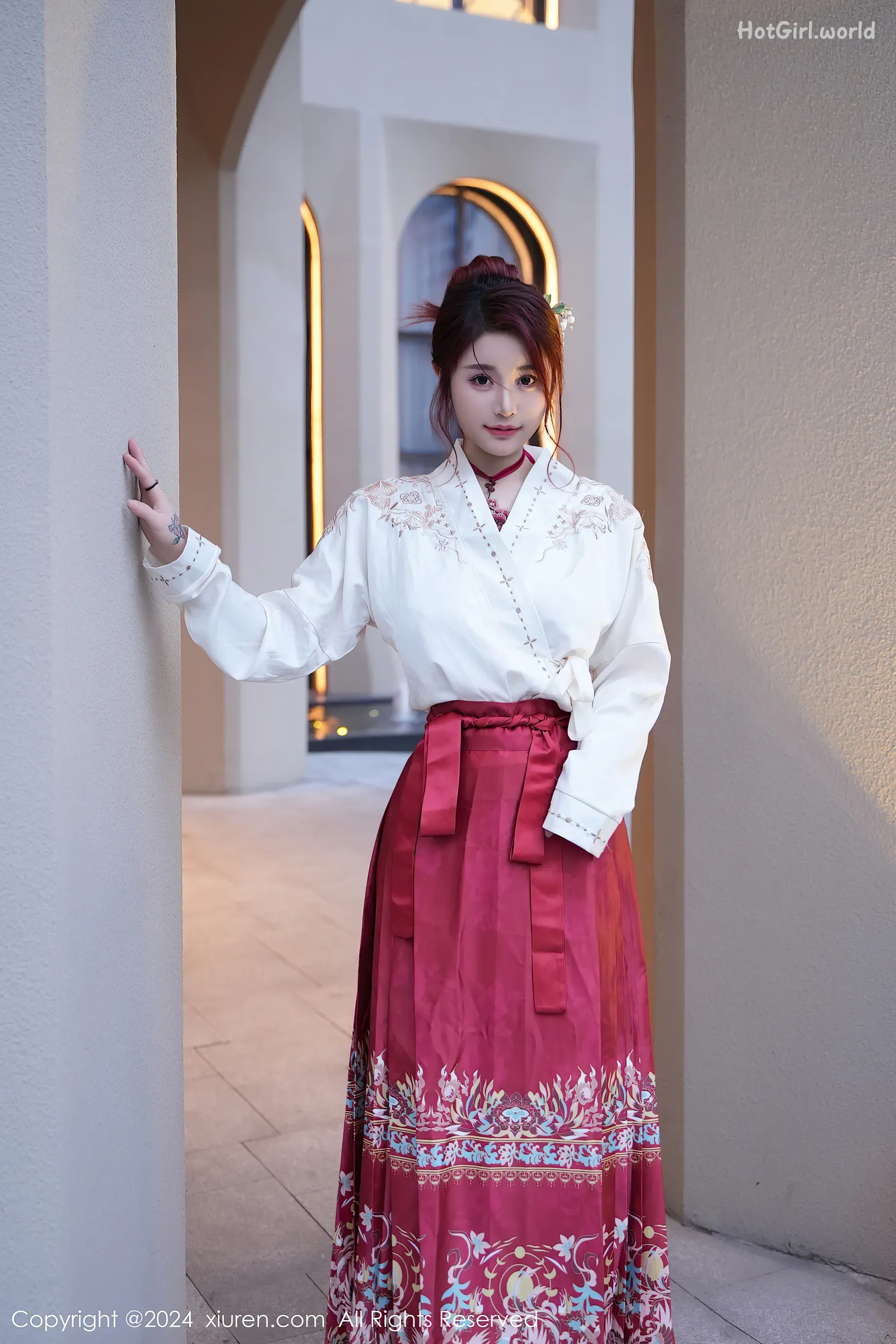 XiuRen-秀人网-No.7985-美七-Mia-Mei Qi 第5张图