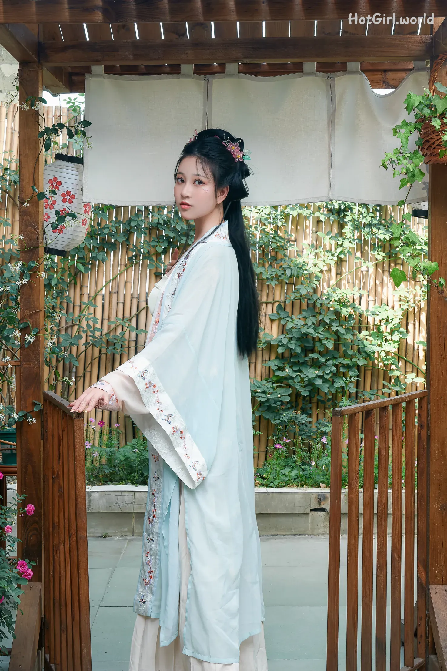 Coser-年年-Nnian-白花间集(11 photos + 28 uncensored photos) 第9张图