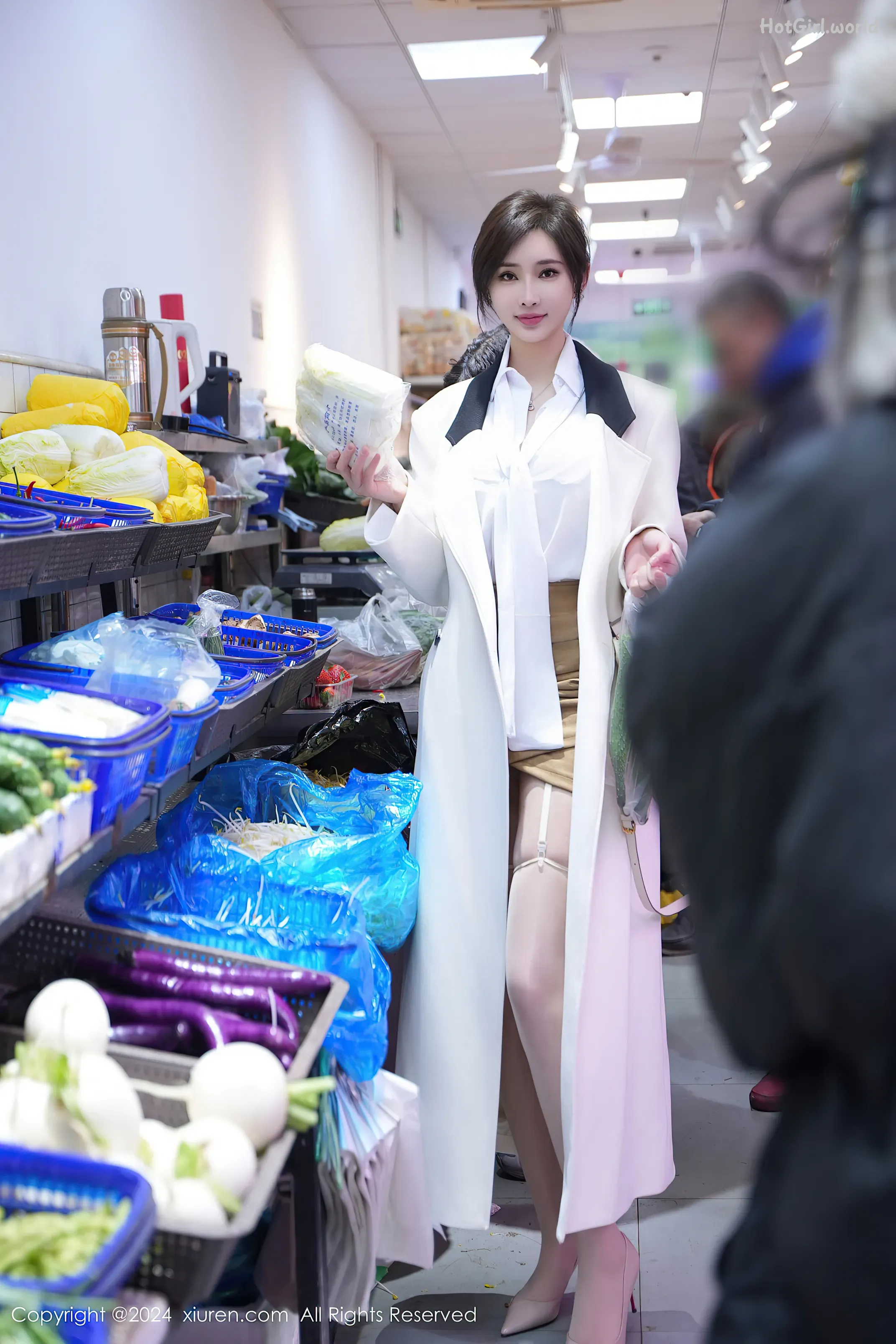 XiuRen-秀人网-No.8083-周妍希-Carol-Zhou Yan Xi 第3张图