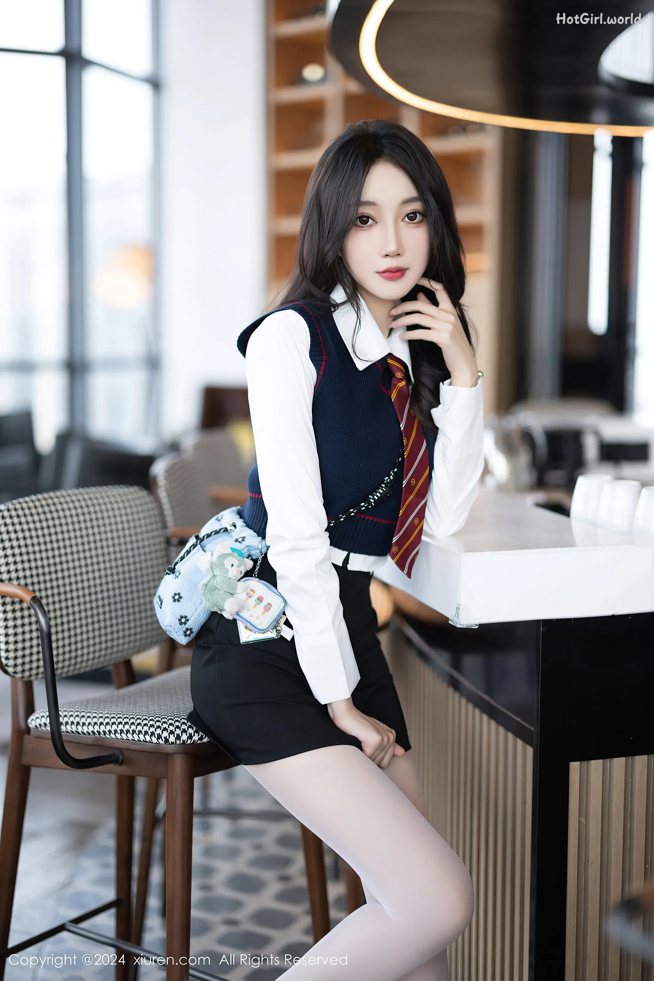 XiuRen-秀人网-No.8247-玥儿玥-Yue Er Yue Er 第8张图