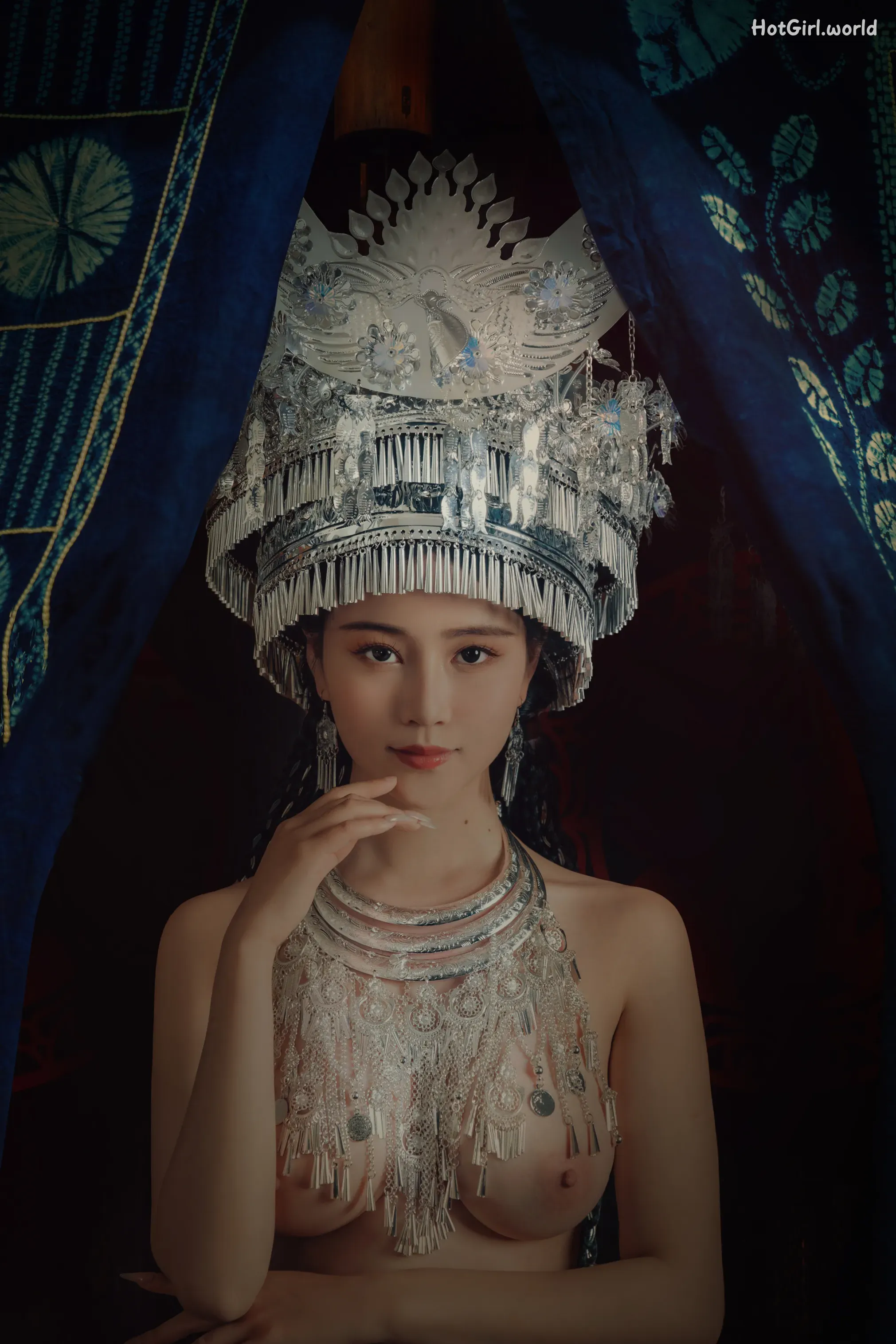Coser-年年-Nnian-苗疆女孩(25 photos + 25 uncensored photos) 第17张图