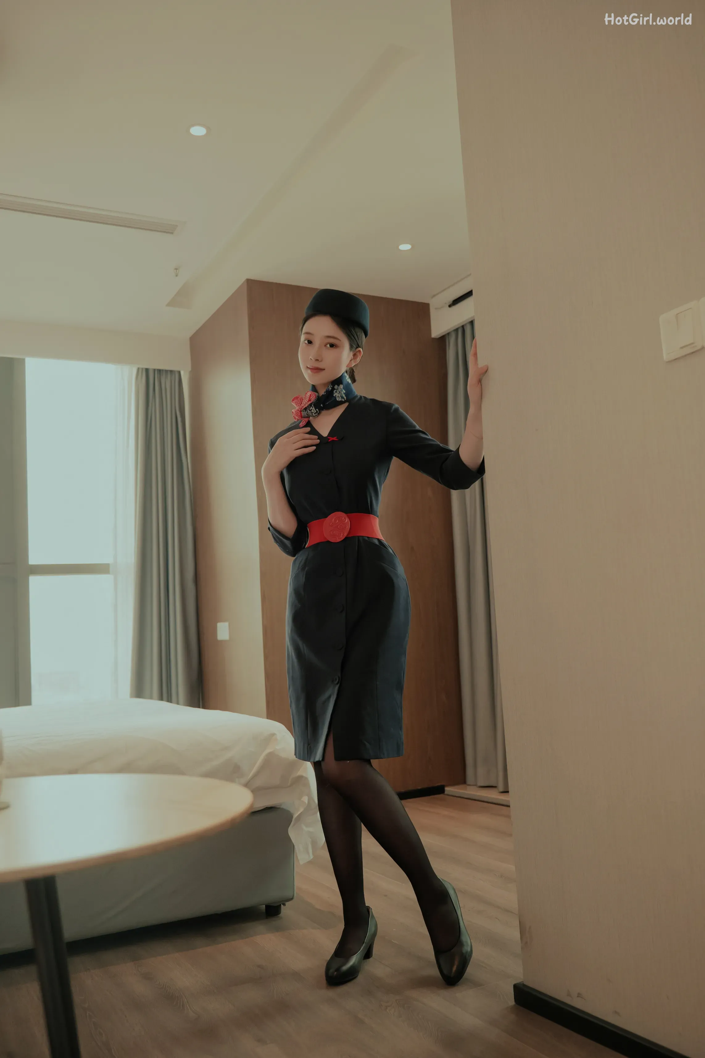 Coser-年年-Nnian-空姐(89 photos + 39 uncensored photos) 第1张图