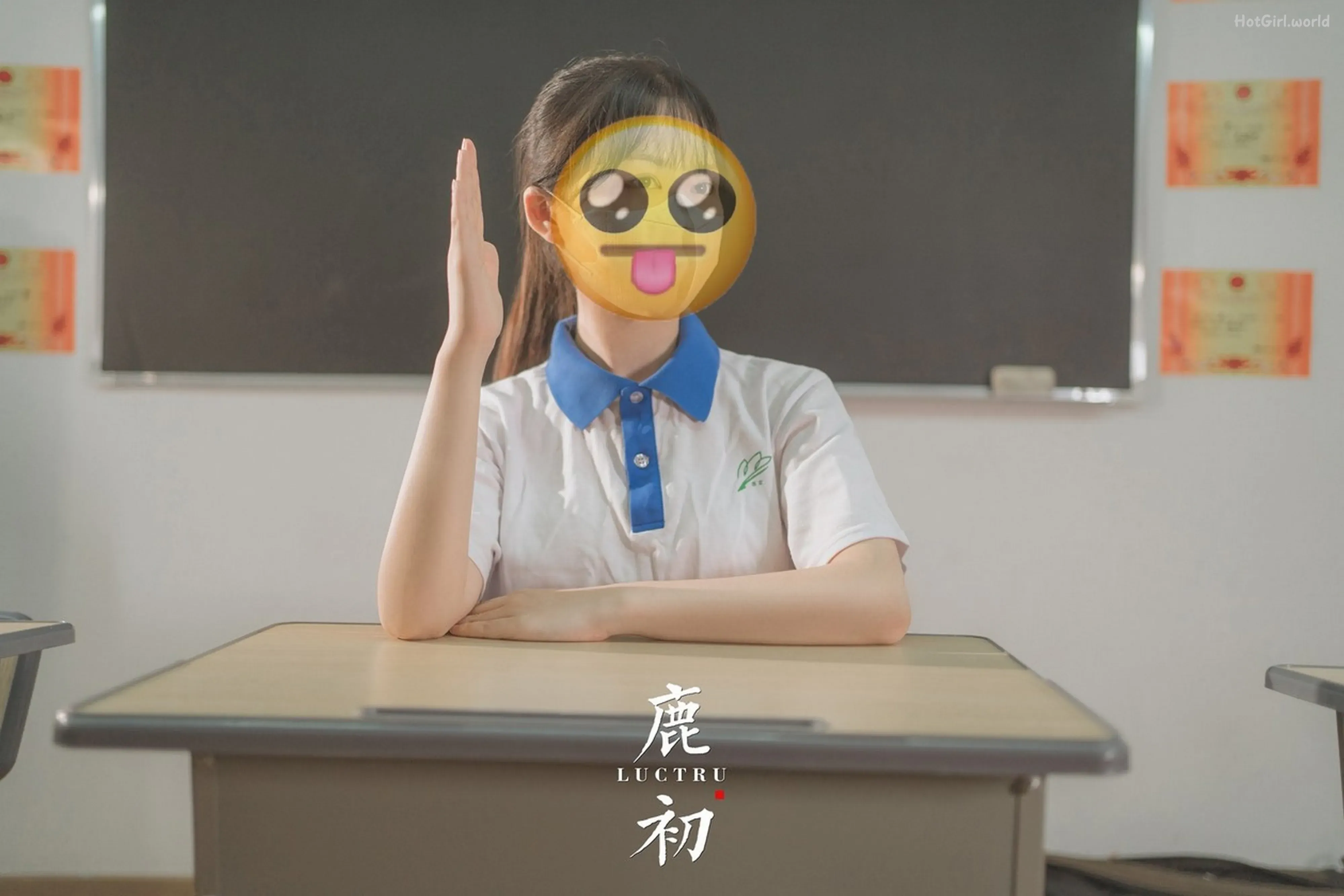 Coser-鹿初-教室(76 photos + 35 uncensored photos) 第24张图