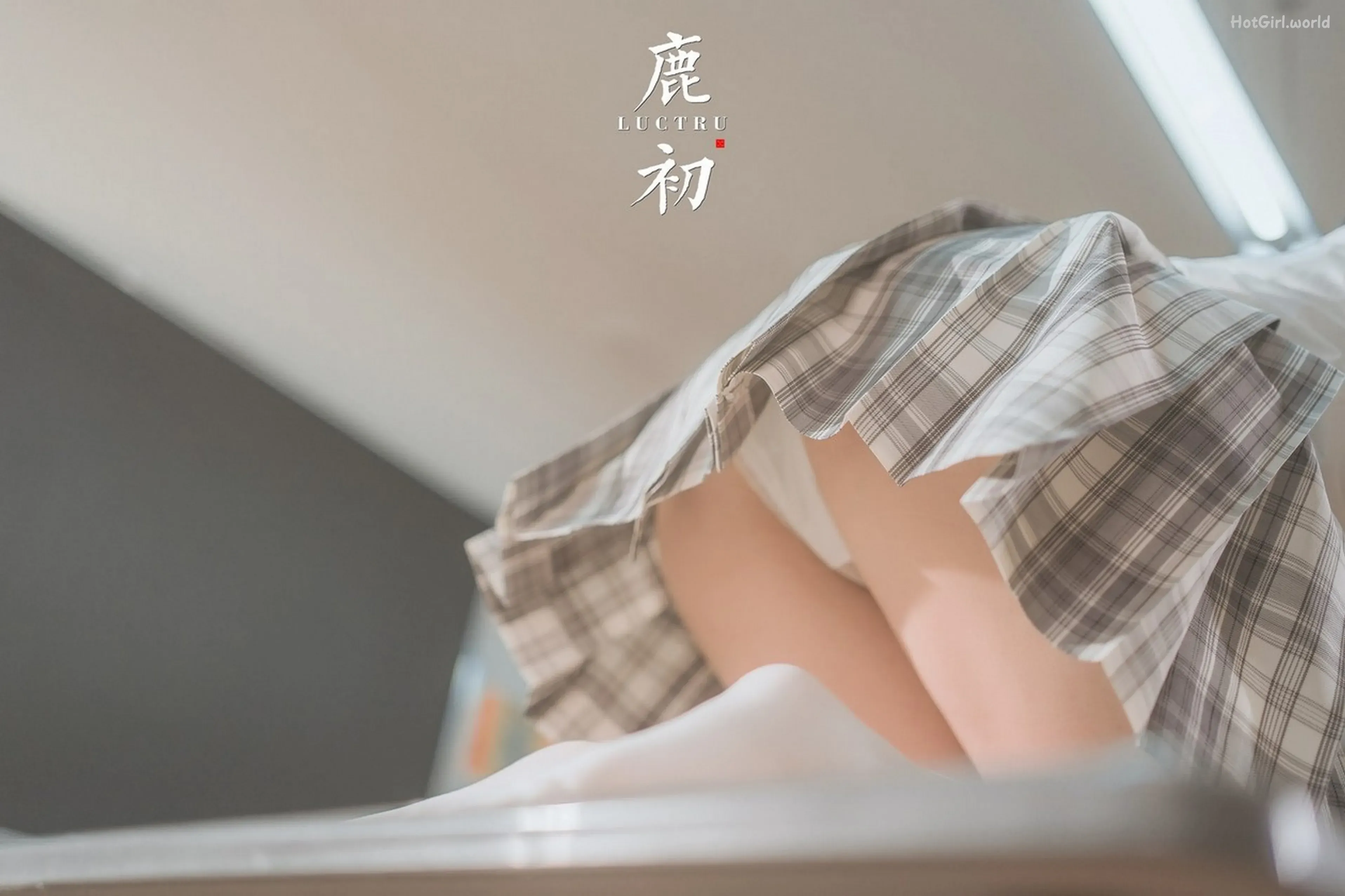 Coser-鹿初-教室(76 photos + 35 uncensored photos) 第65张图