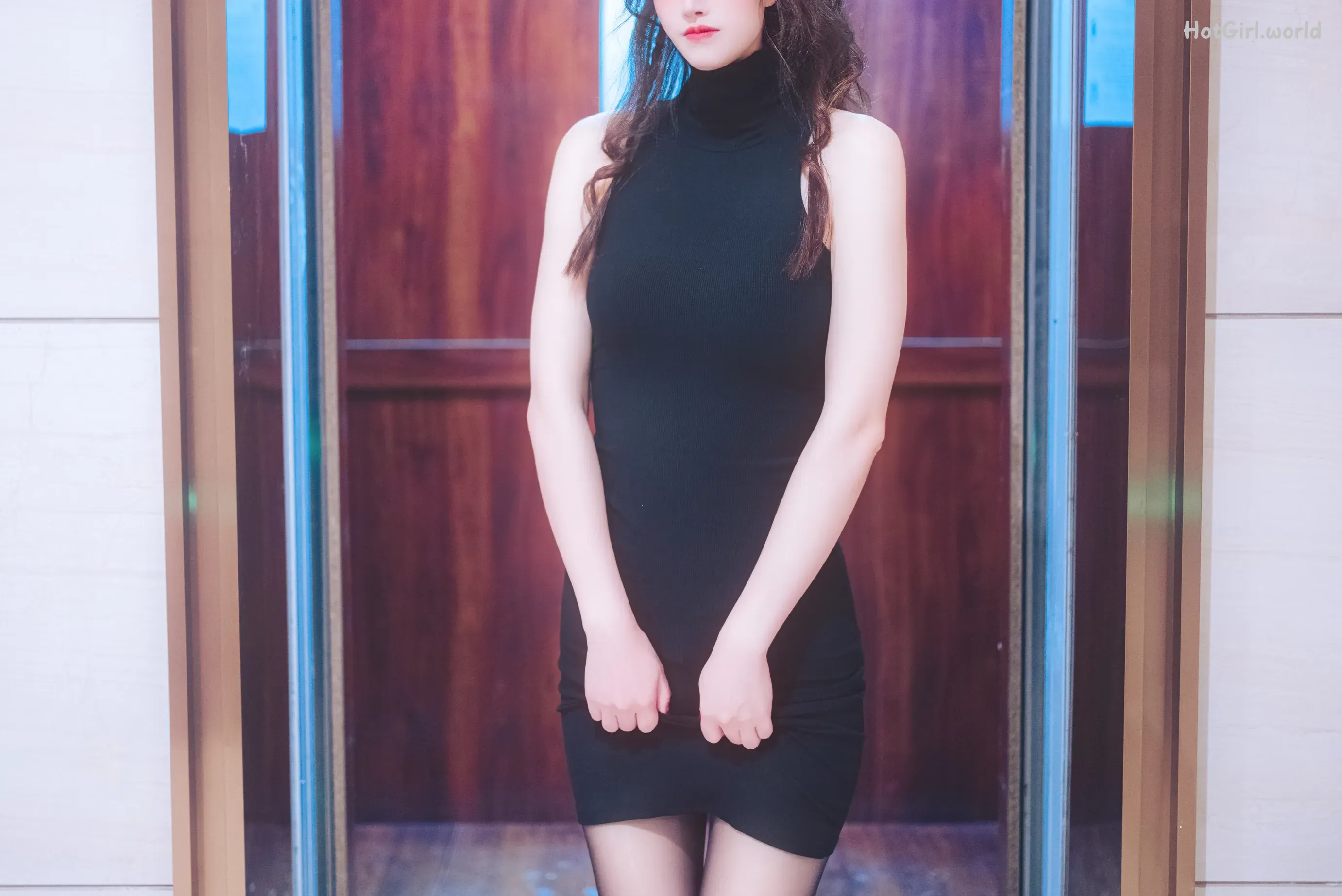Coser-鹿八岁-网贷少女救赎-牧化 第23张图
