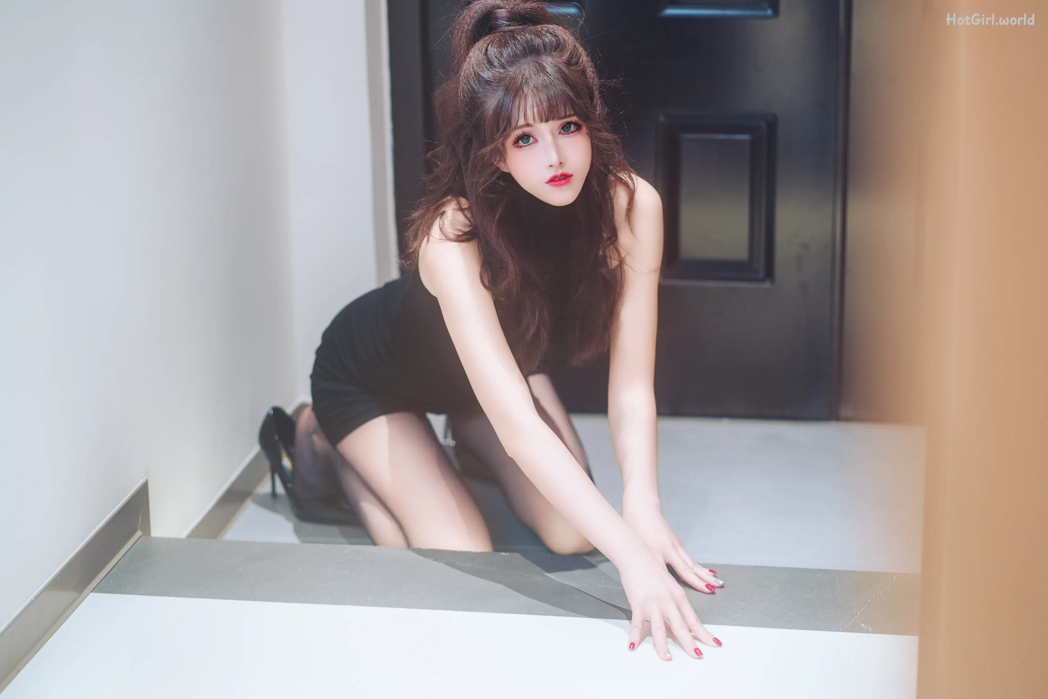 Coser-鹿八岁-网贷少女救赎-牧化 第28张图