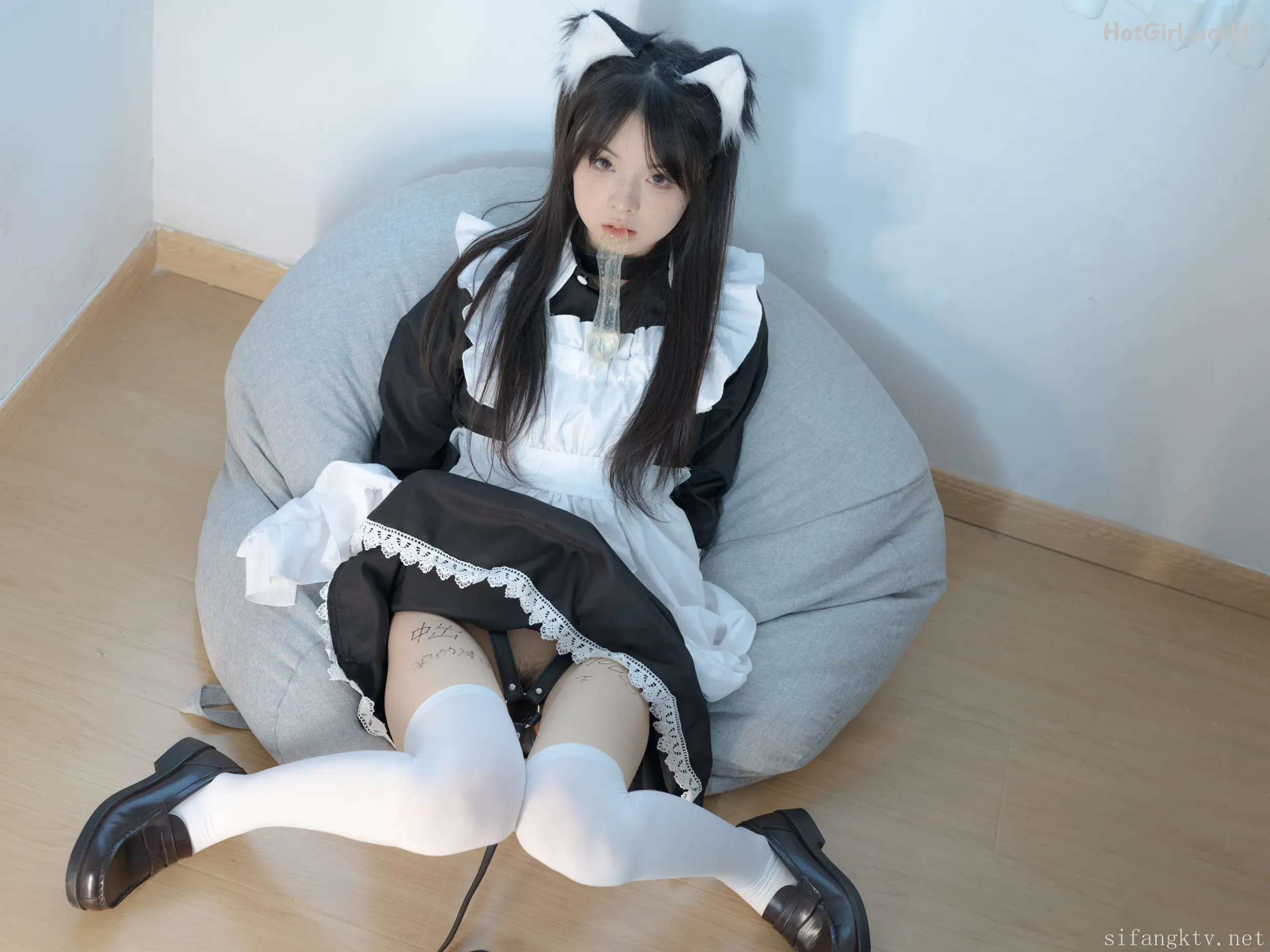 林书辞-黄豆粉(29 photos + 48 uncensored photos) 第40张图