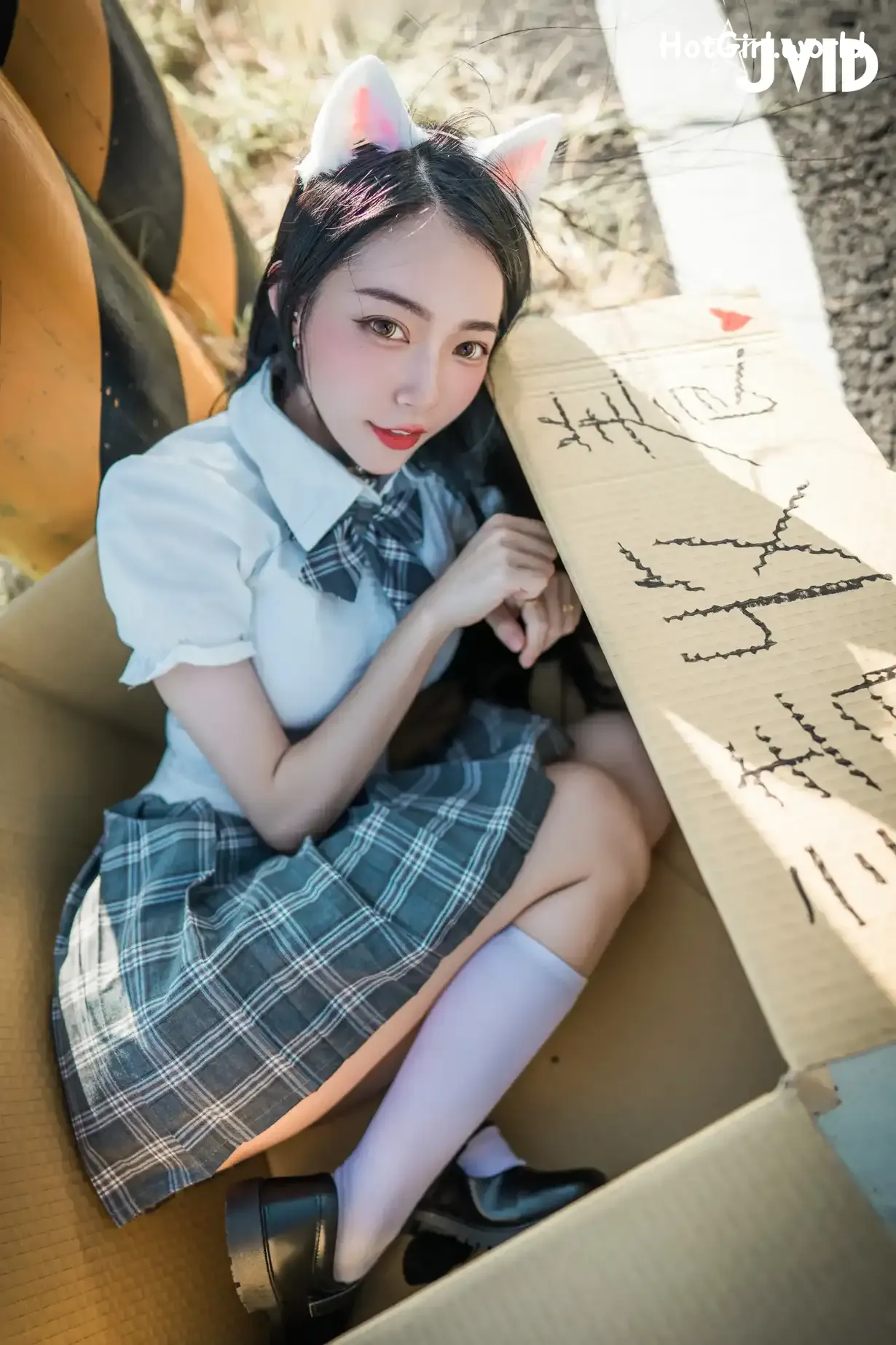 JVID-飄飄哥-貓咪收養手冊-巨乳人形貓-女神飄飄-黑貓白貓能讓主人舒服的都是好貓-路邊遇見一隻超可愛待認養的美少女貓咪-當然要帶回家 第13张图