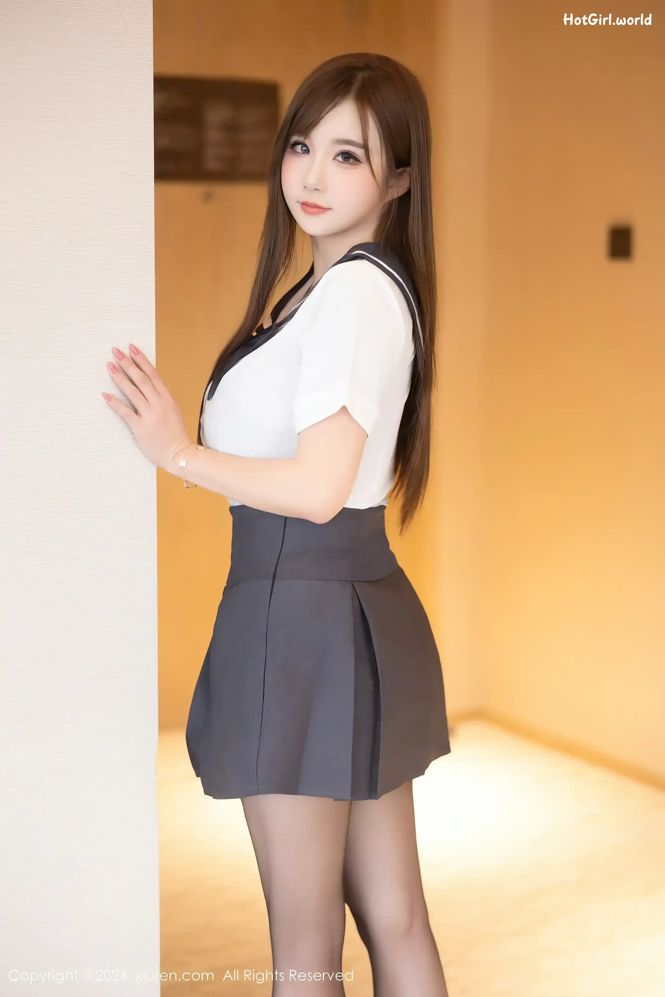 XiuRen-秀人网-No.9663-小肉肉咪-Xiao Rou Rou Mi 第4张图