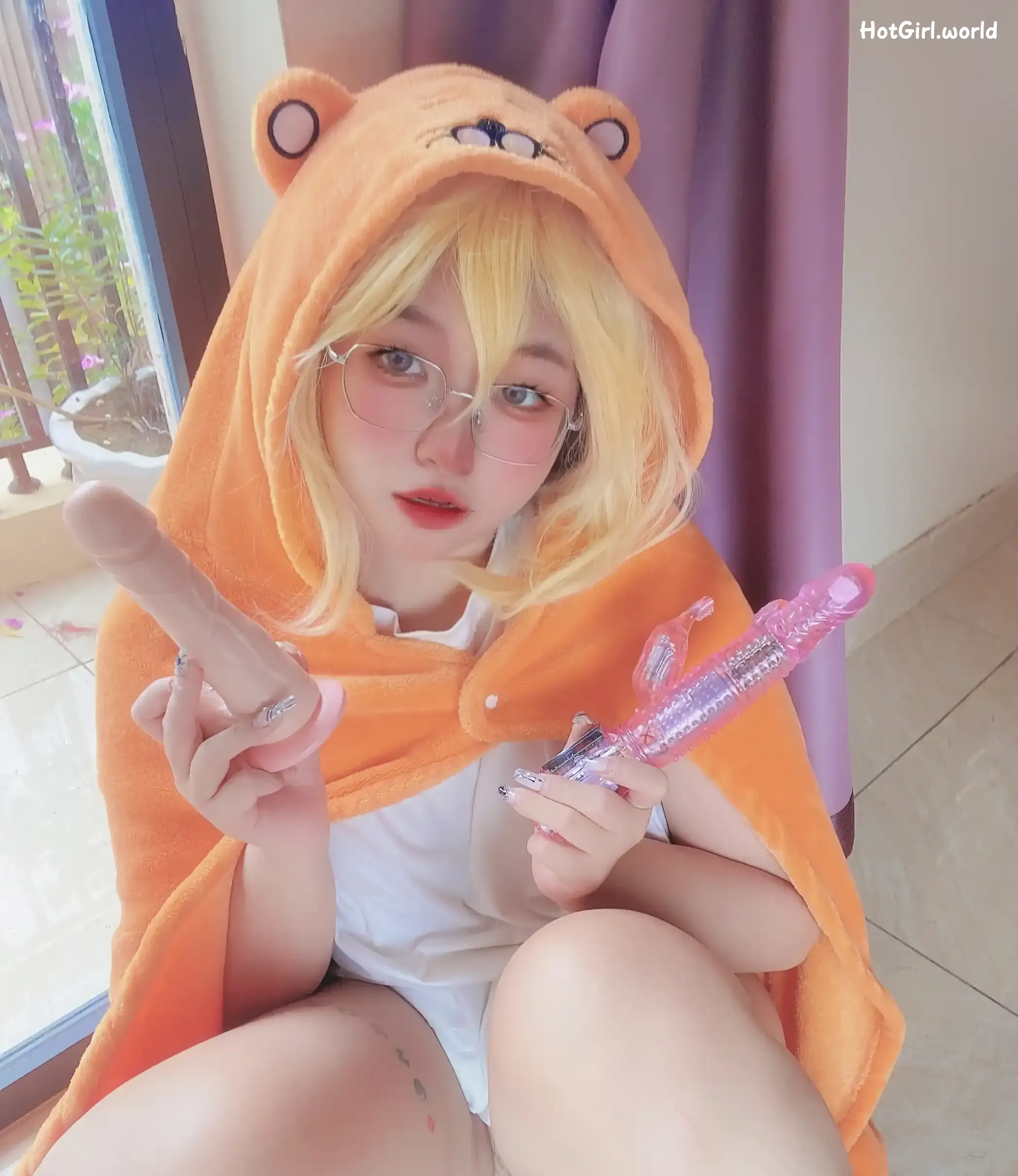 Coser-Nyan_Chan-新作户外公园露出 第17张图