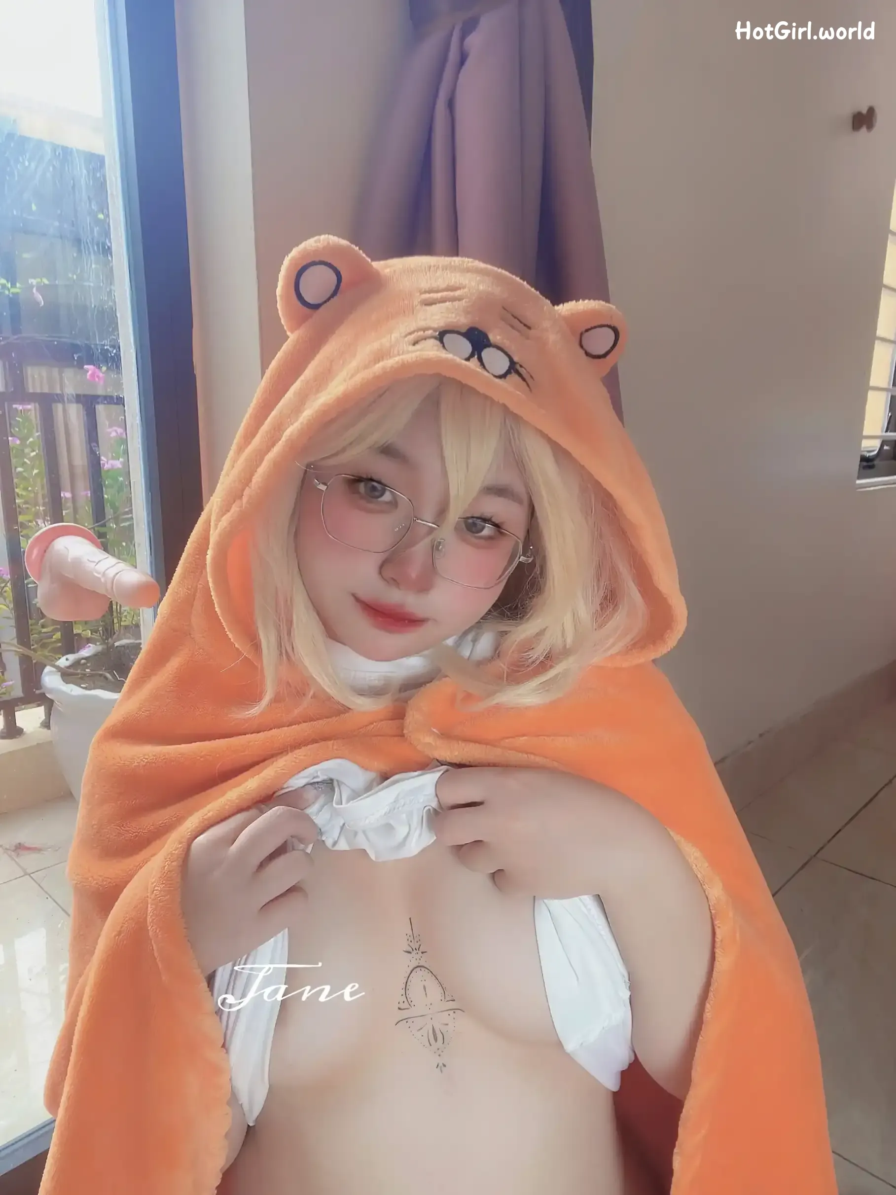 Coser-Nyan_Chan-新作户外公园露出 第19张图
