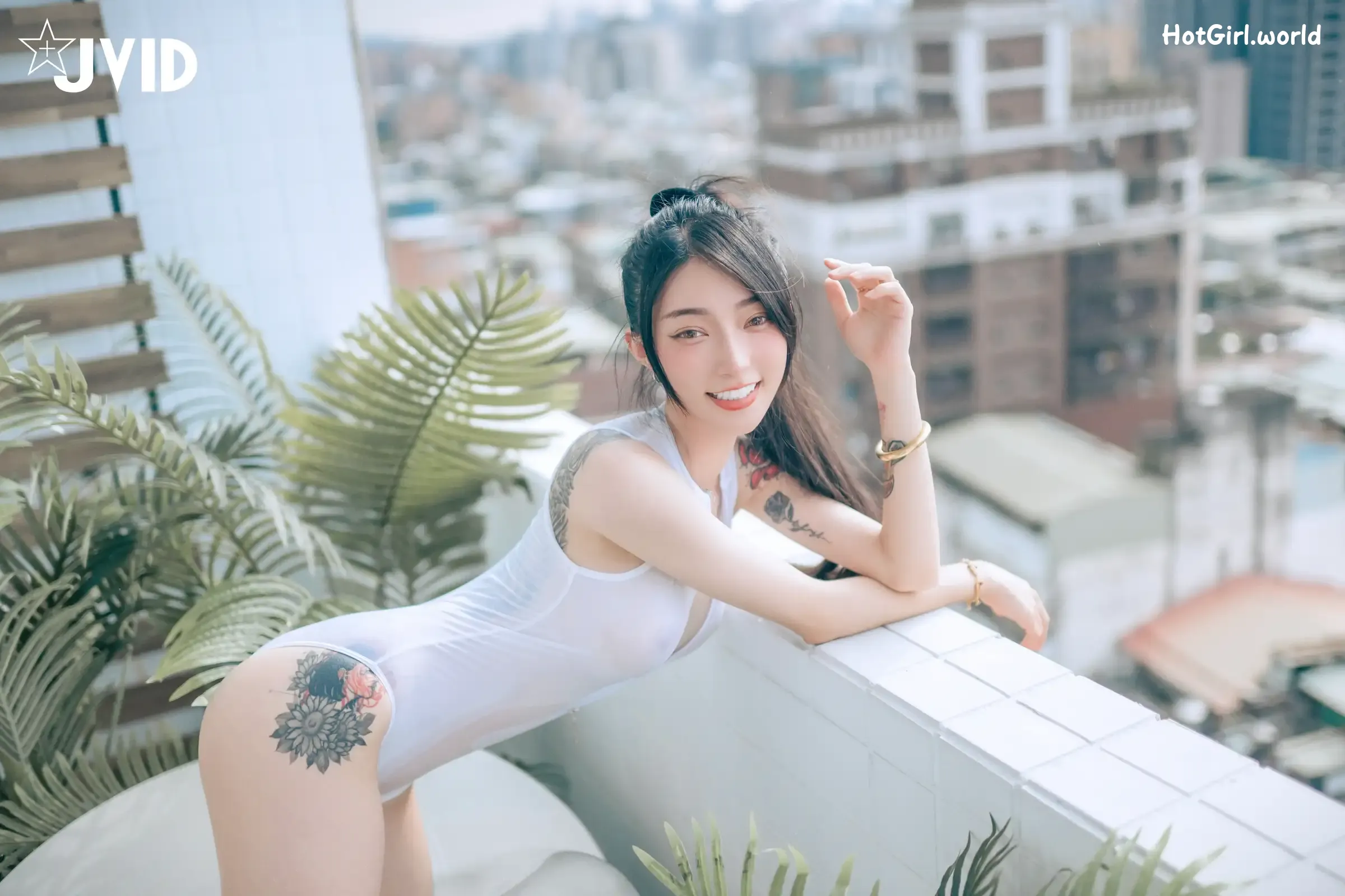 JVID-飄飄哥-濕身透點-情慾互動-超透膚の激色比基尼-飄飄哥-遭揉胸抓奶畫面淫慾滿點-嫩鮑慘遭魔爪襲擊-開擋史庫水透出白虎形狀超誘人 第294张图