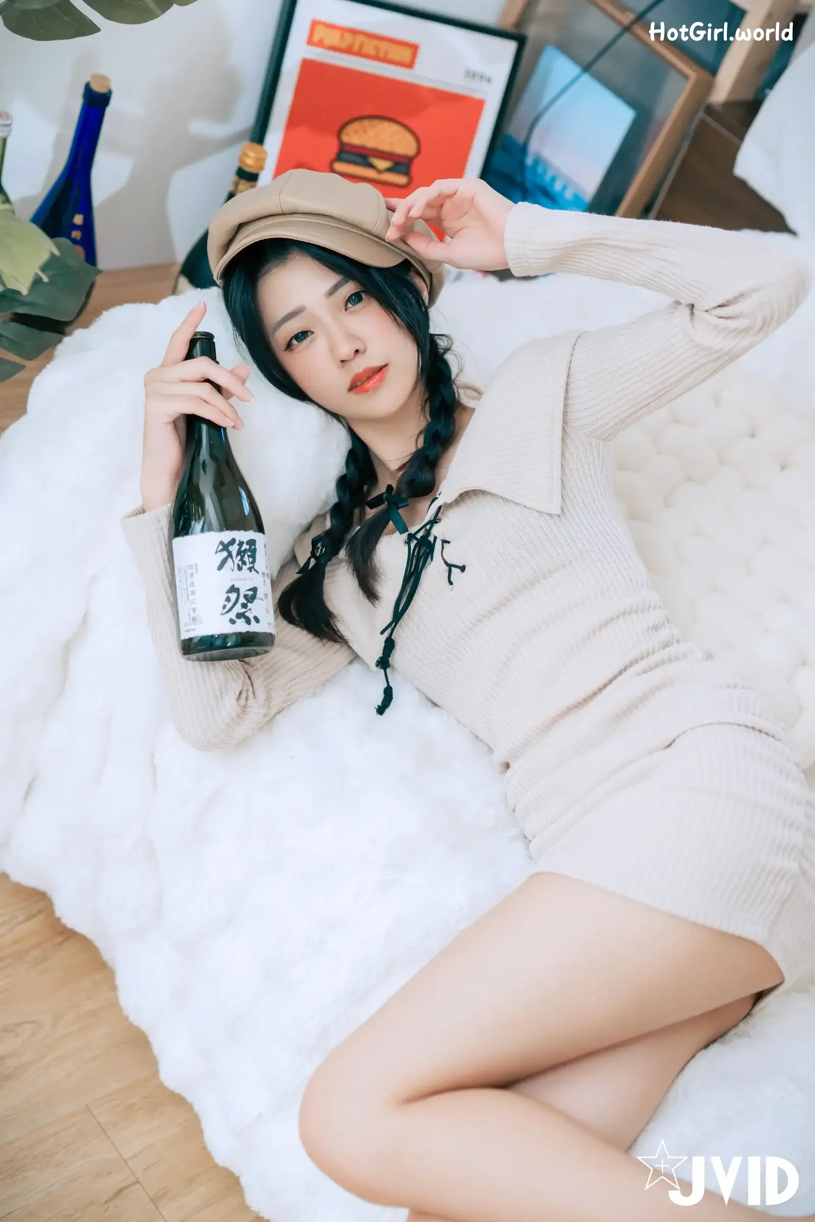 JVID-妍妍-Angel-生日酒醉の強制性侵－妍妍-喝醉遭友人帶回脫光侵犯-開腿露出美鮑-主動撫摸肉棒 第306张图